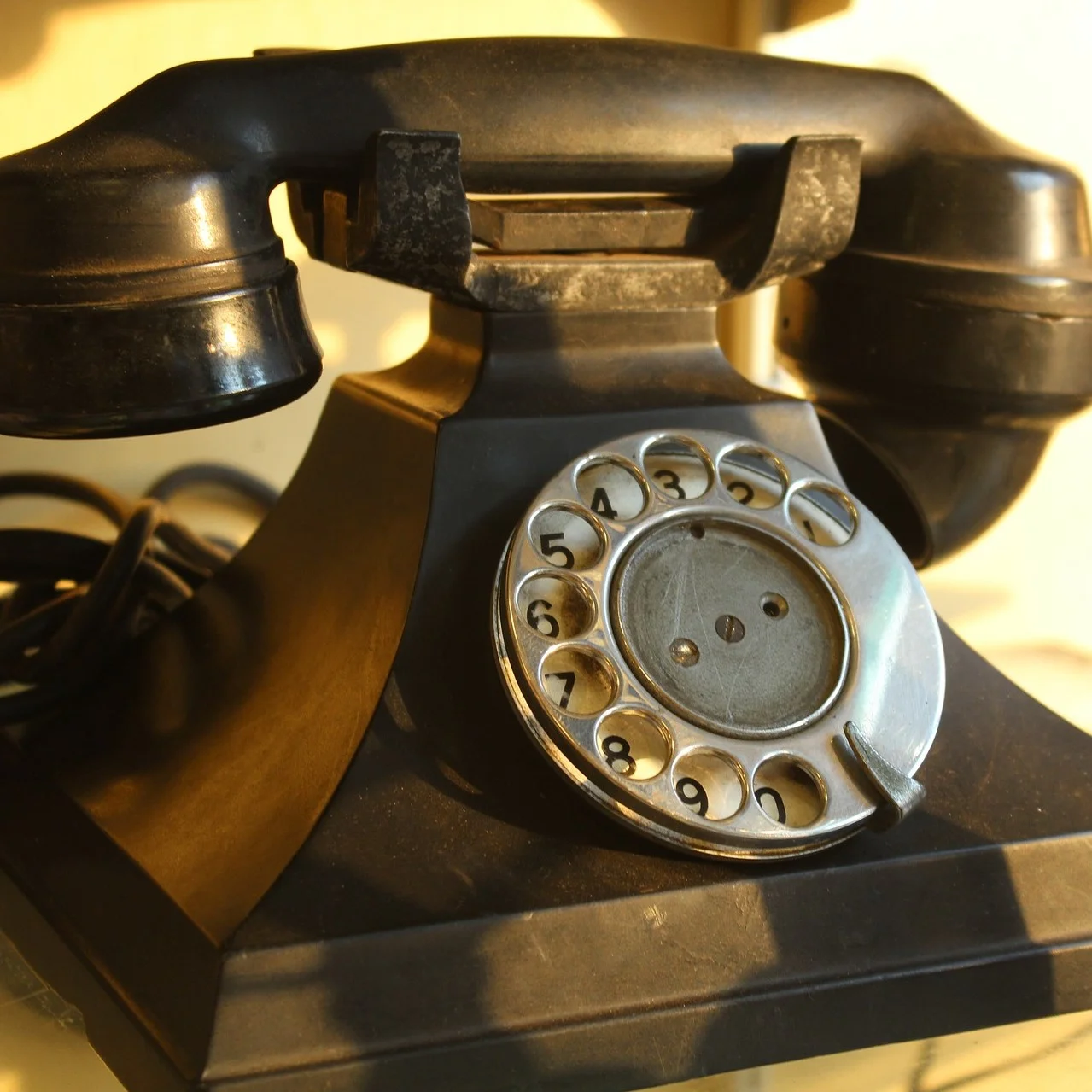 telephone.jpg
