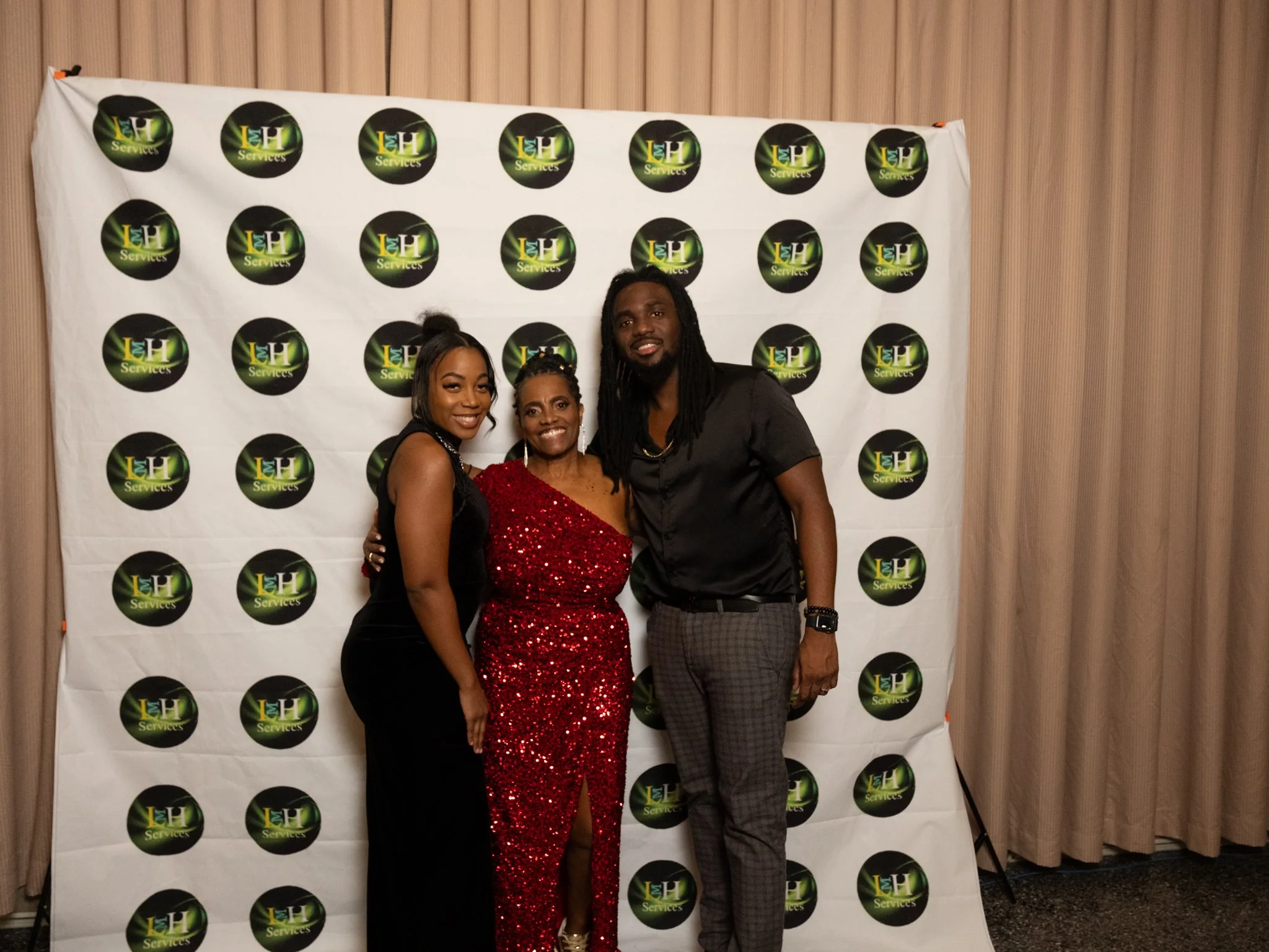 Lynettes60th_497.jpg