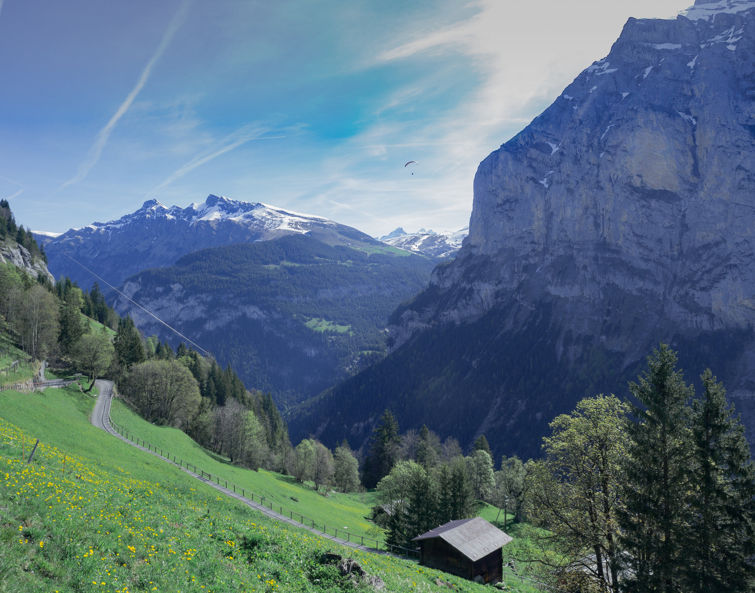 Hiking to Gimmelwald