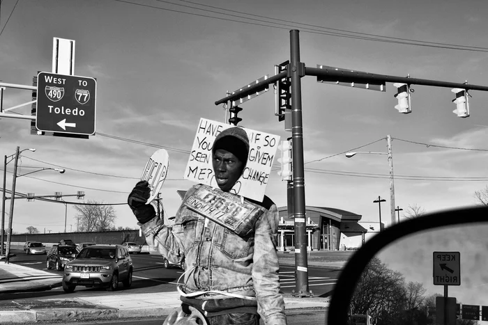 Gabriel Gonzalez - "Givem Change" (16" x 20") - $350