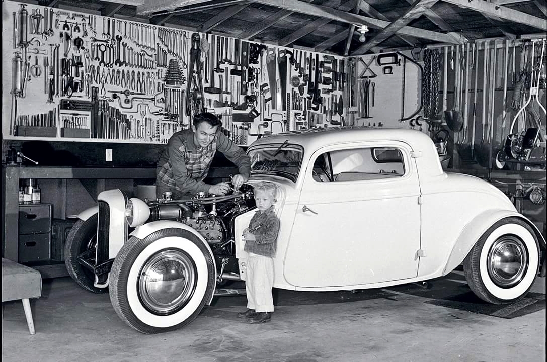 1950s era Ford rod powered by a flathead mill