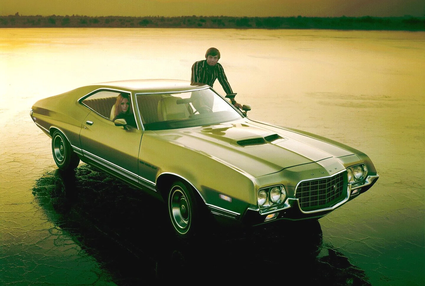 tunnelram.net_1972_ford_torino_sportsroof.jpg