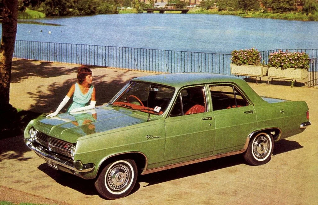 1965-green-holden-hd-premier-sedan-print-ad.jpg