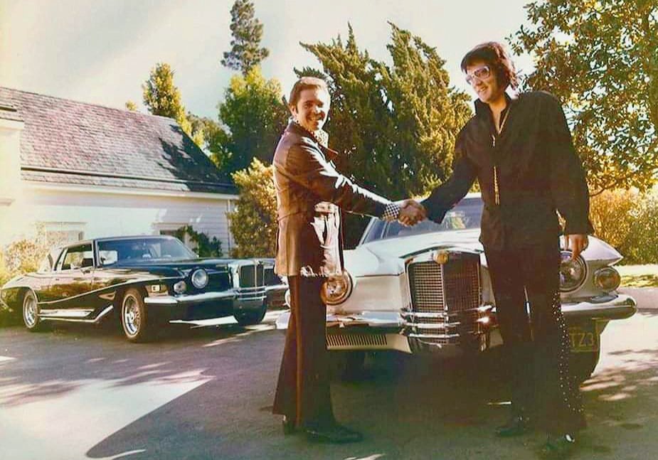How Many Cars Did Elvis Own: A Fascinating Look at His Collection