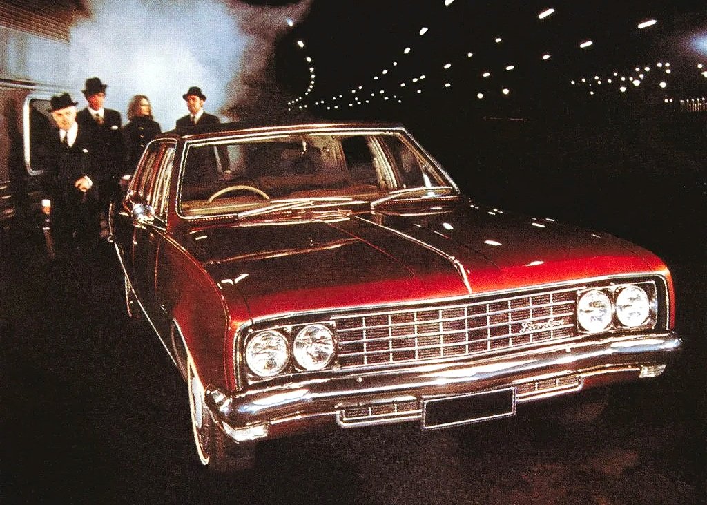 Link to Holden advertising archive featuring FX, FJ, EH, HQ, and HZ models.