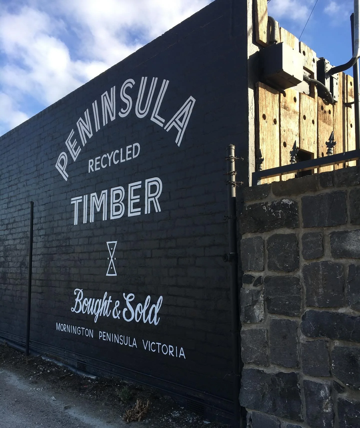 Peninsula Recycled Timber. Monday-Friday. 8:00 - 4:00. 🌳⚒️♻️