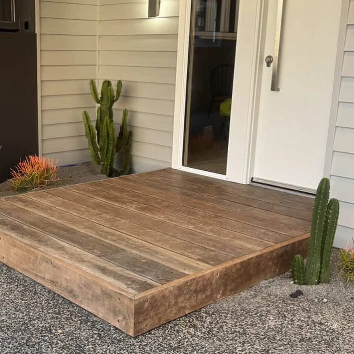 190x35 recycled boardwalk decking salvaged from Martha Cove🌳⚒️♻️