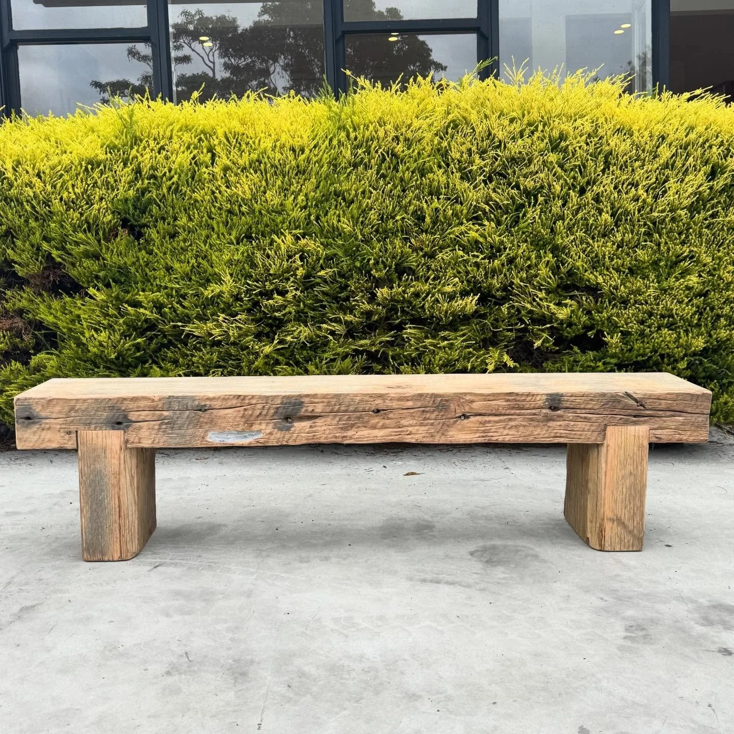 Recycled wharf timber bench seat. Timber salvaged from Rye Pier, Victoria. 🌳⚒️♻️