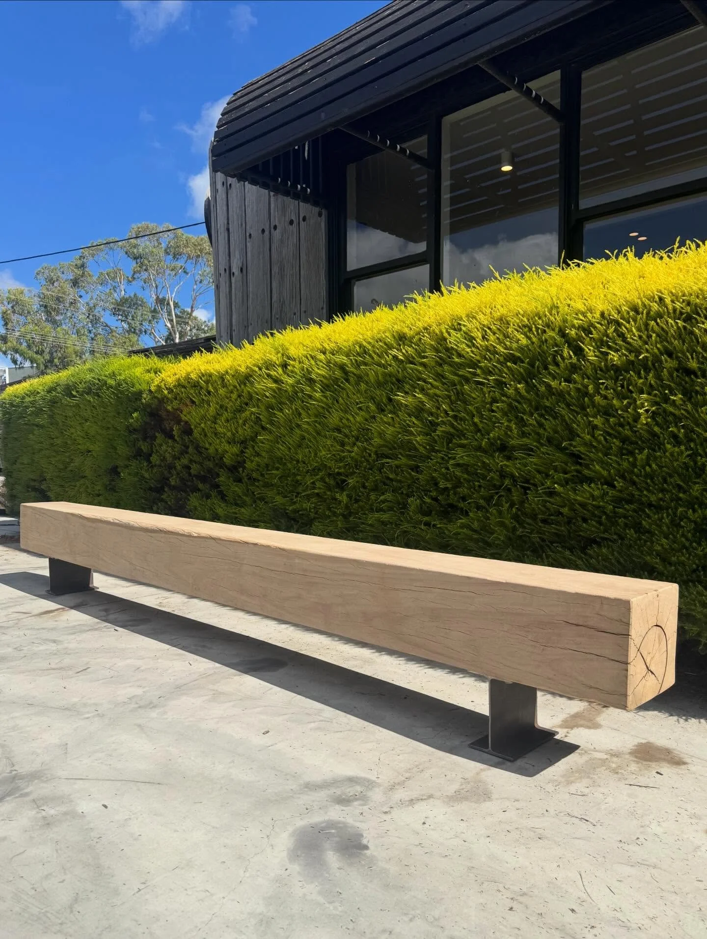 Recycled Tallowwood bench seat on recycled steel footings. 3.5m long. 🌳⚒️♻️