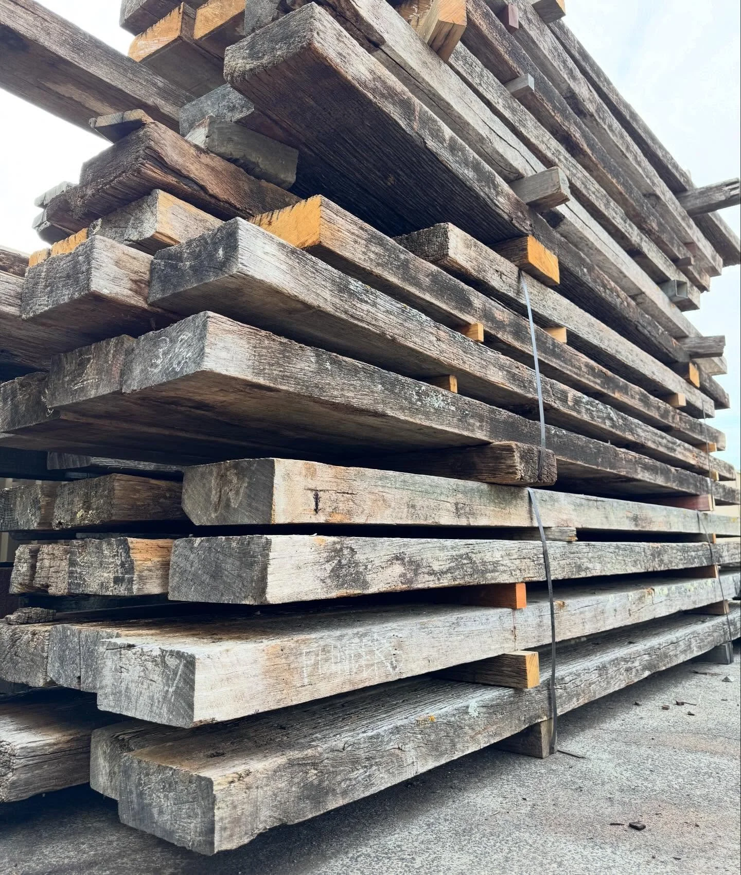 225x100 wharf decking. Salvaged from Flinders Pier. 🌳⚒️♻️