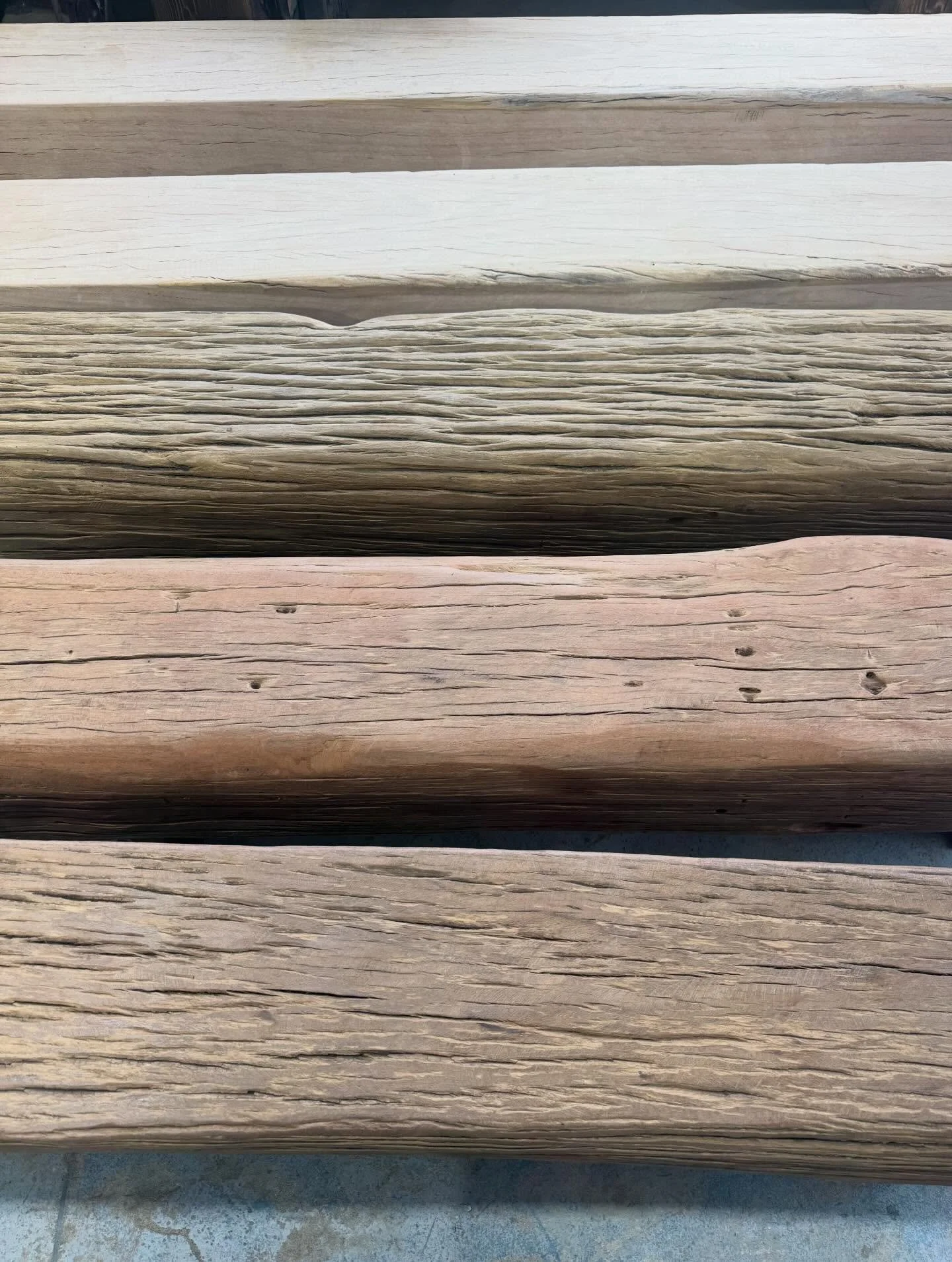 Bench seat production line. 🌳⚒️♻️