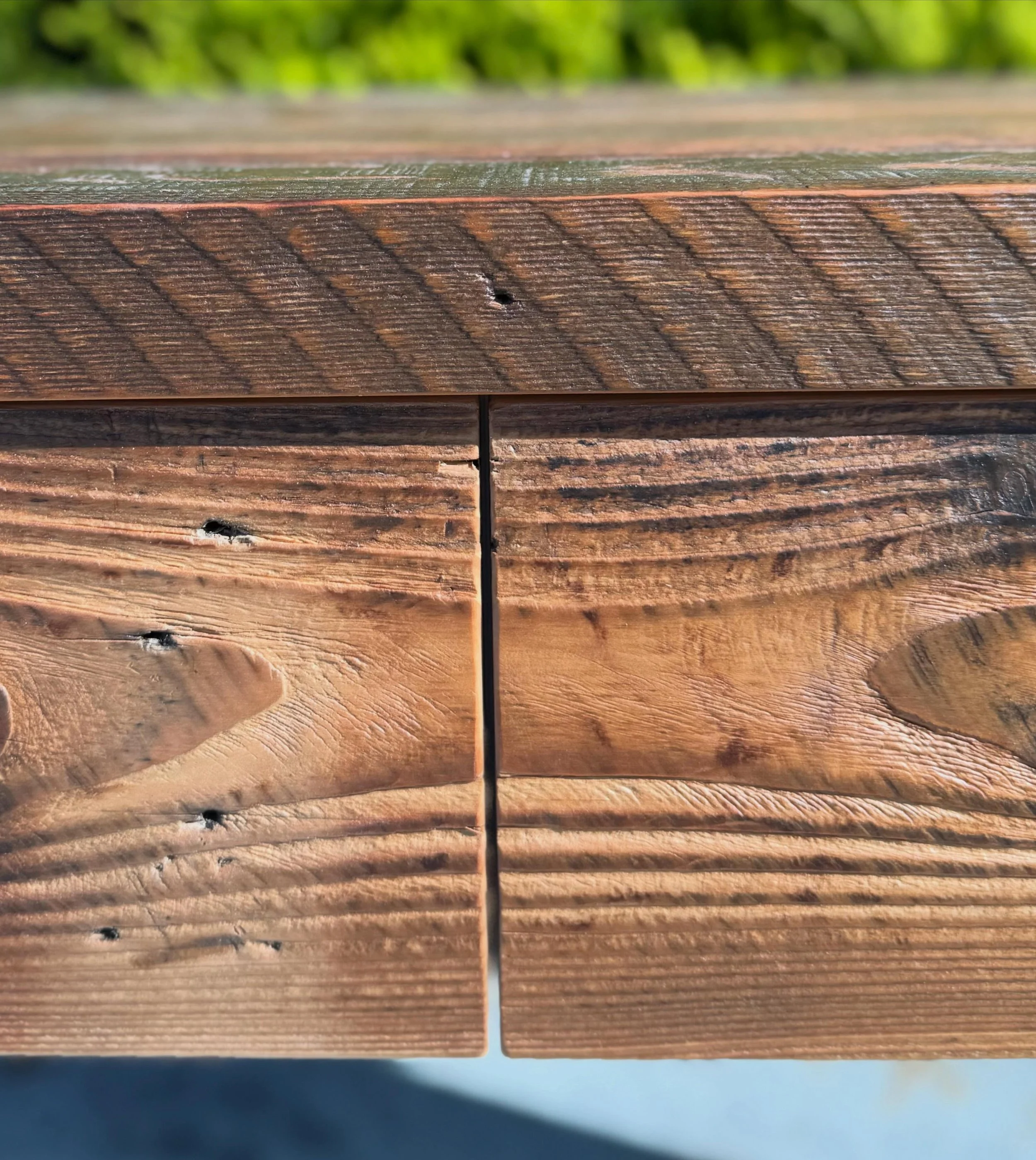 Brushed Oregon hall table. 🌳⚒️♻️