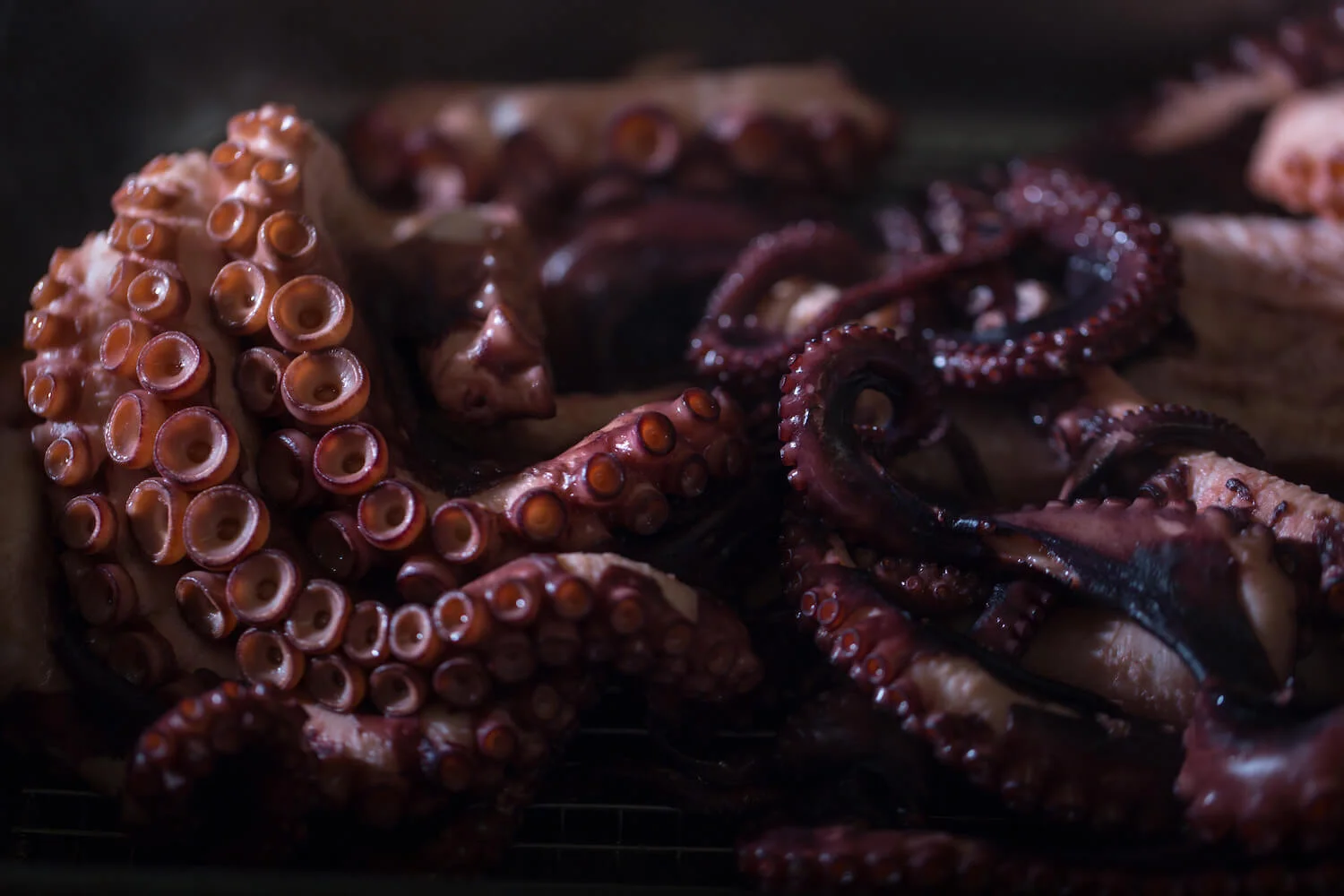 We source quality fresh, natural and organic produce.