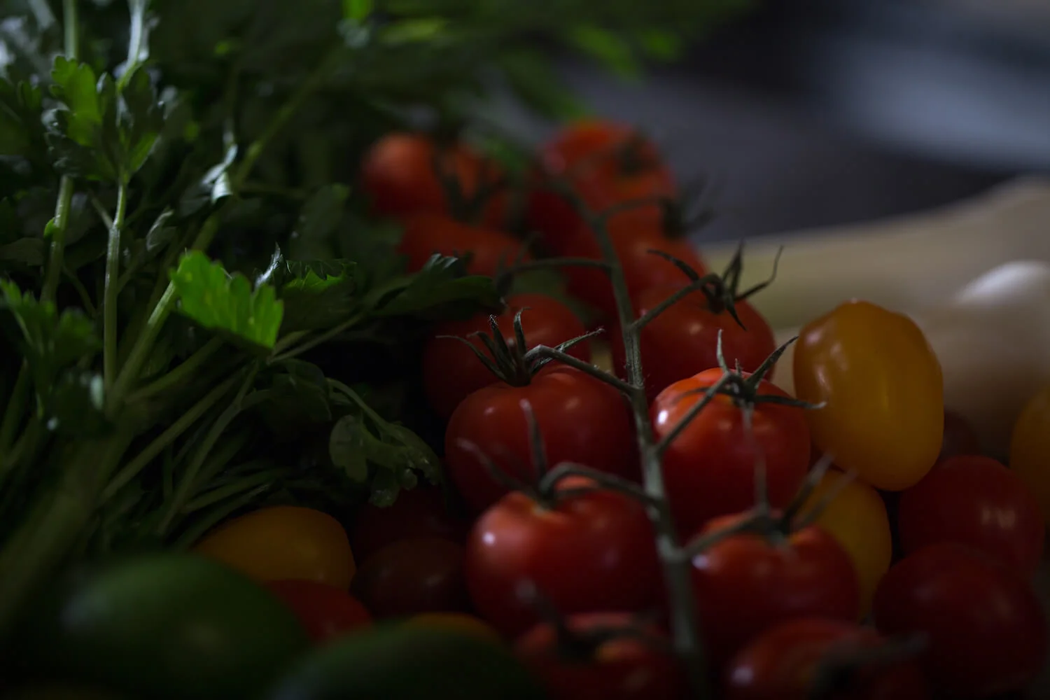 We source quality fresh, natural and organic produce.