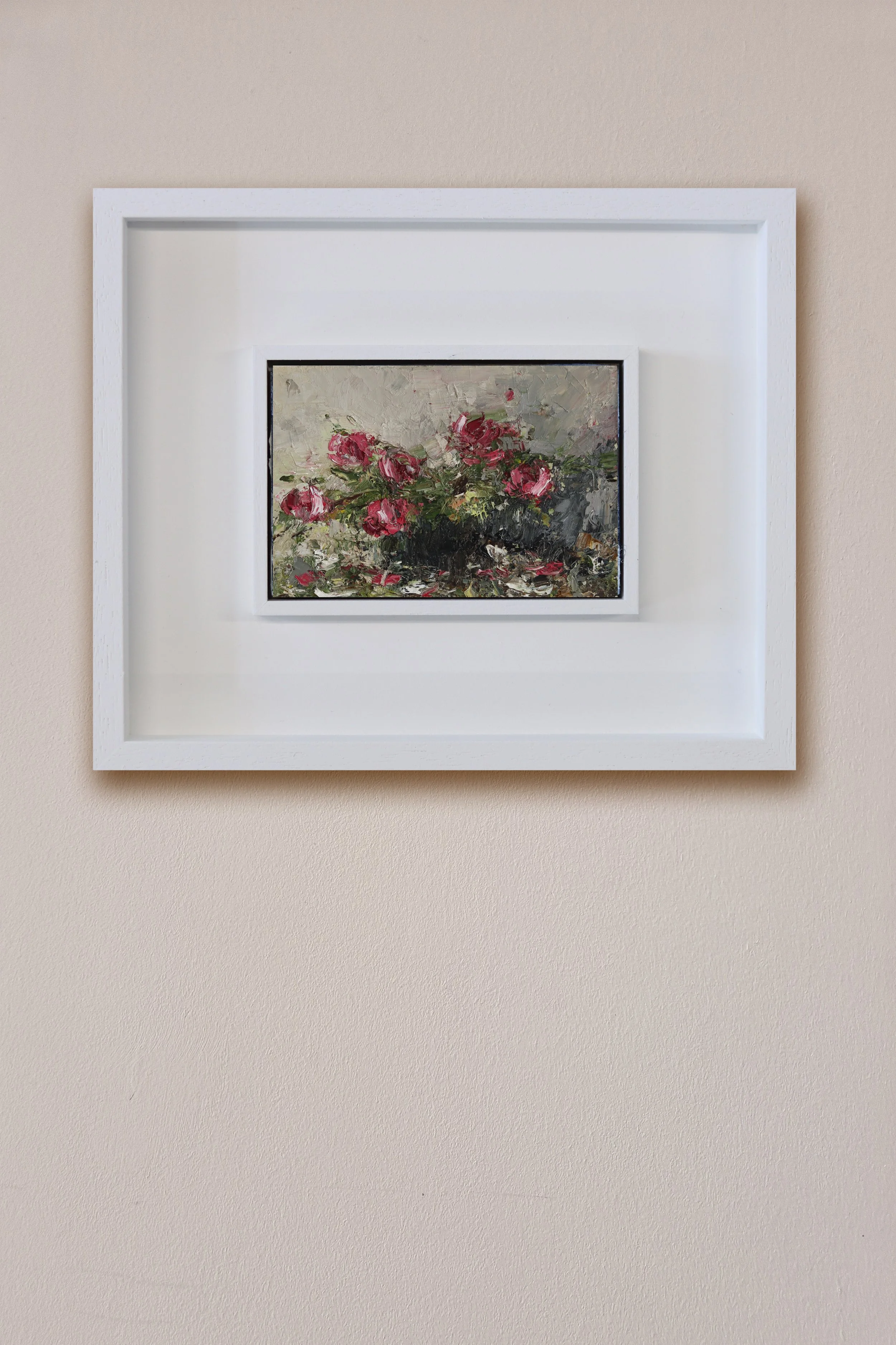 Tulips 15 x 20cm on wall template landscape.jpg