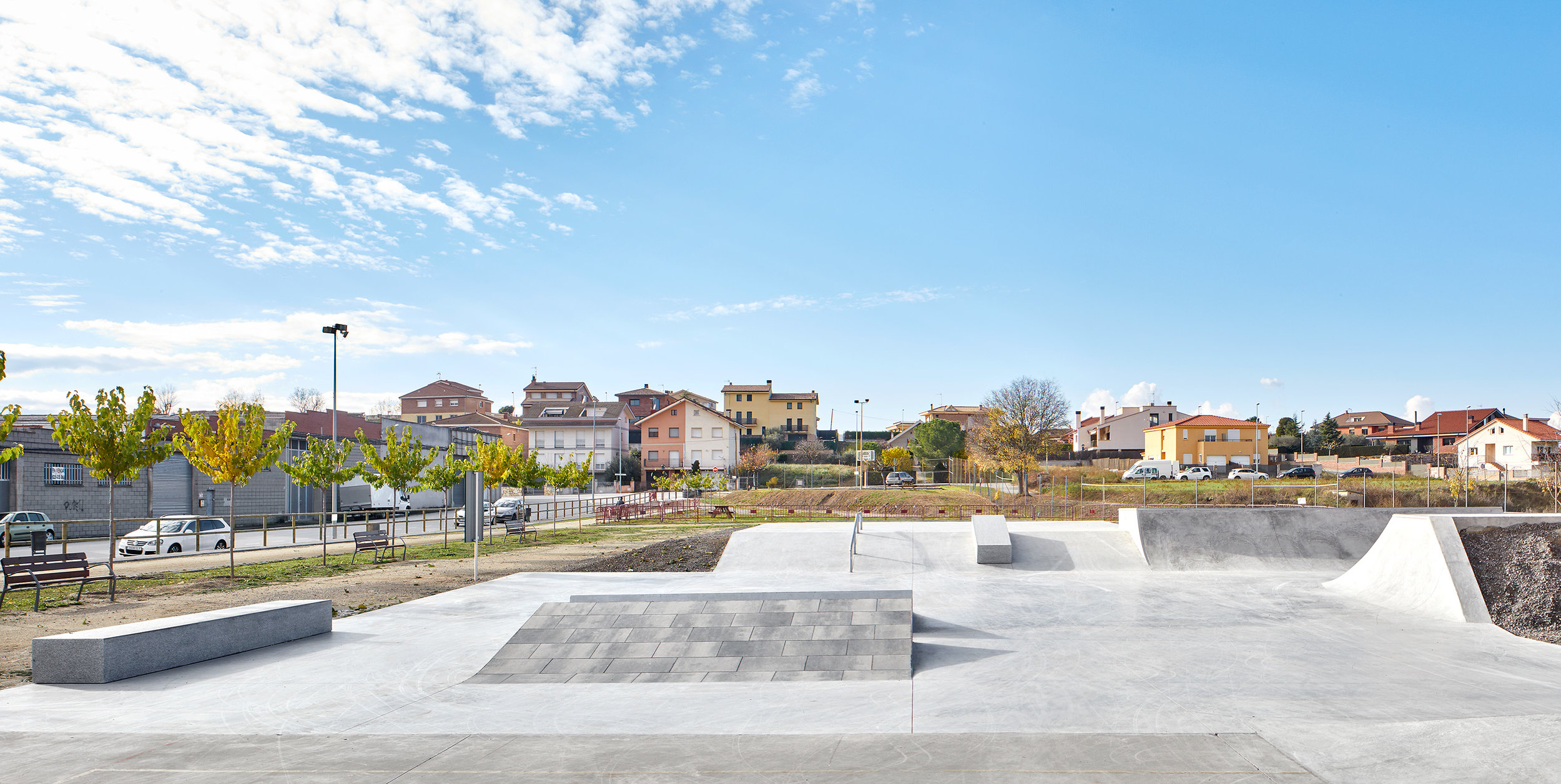 SKATE-ARCHITECTS-SKATE-PLAZA-SKATEPARK-NAVARCLES-17-004.jpg