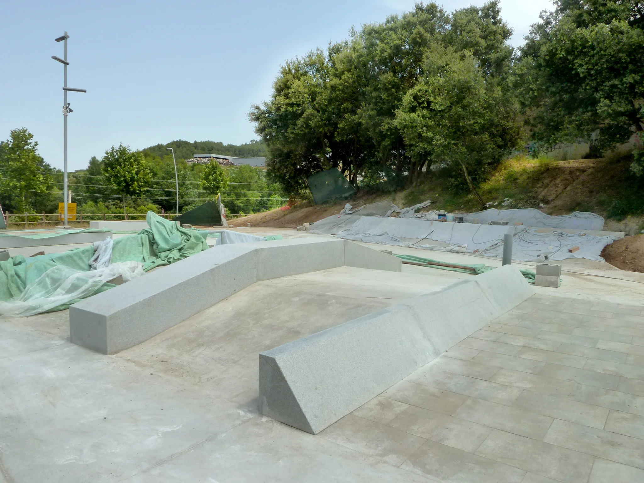 SKATE-ARCHITECTS-EL-PONT-DE-VILOMARA-P1150136.jpg
