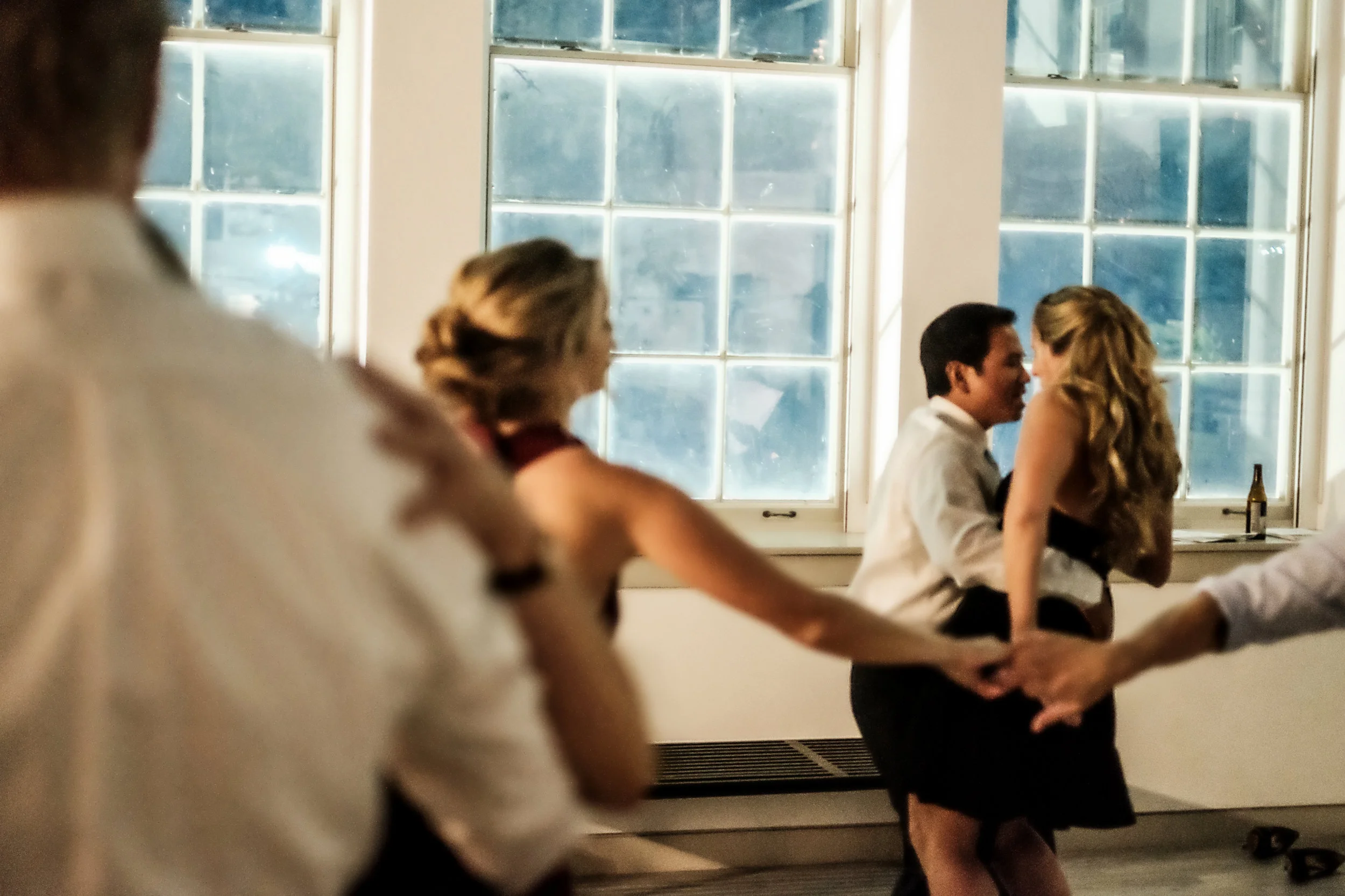 dancing-8254.jpg
