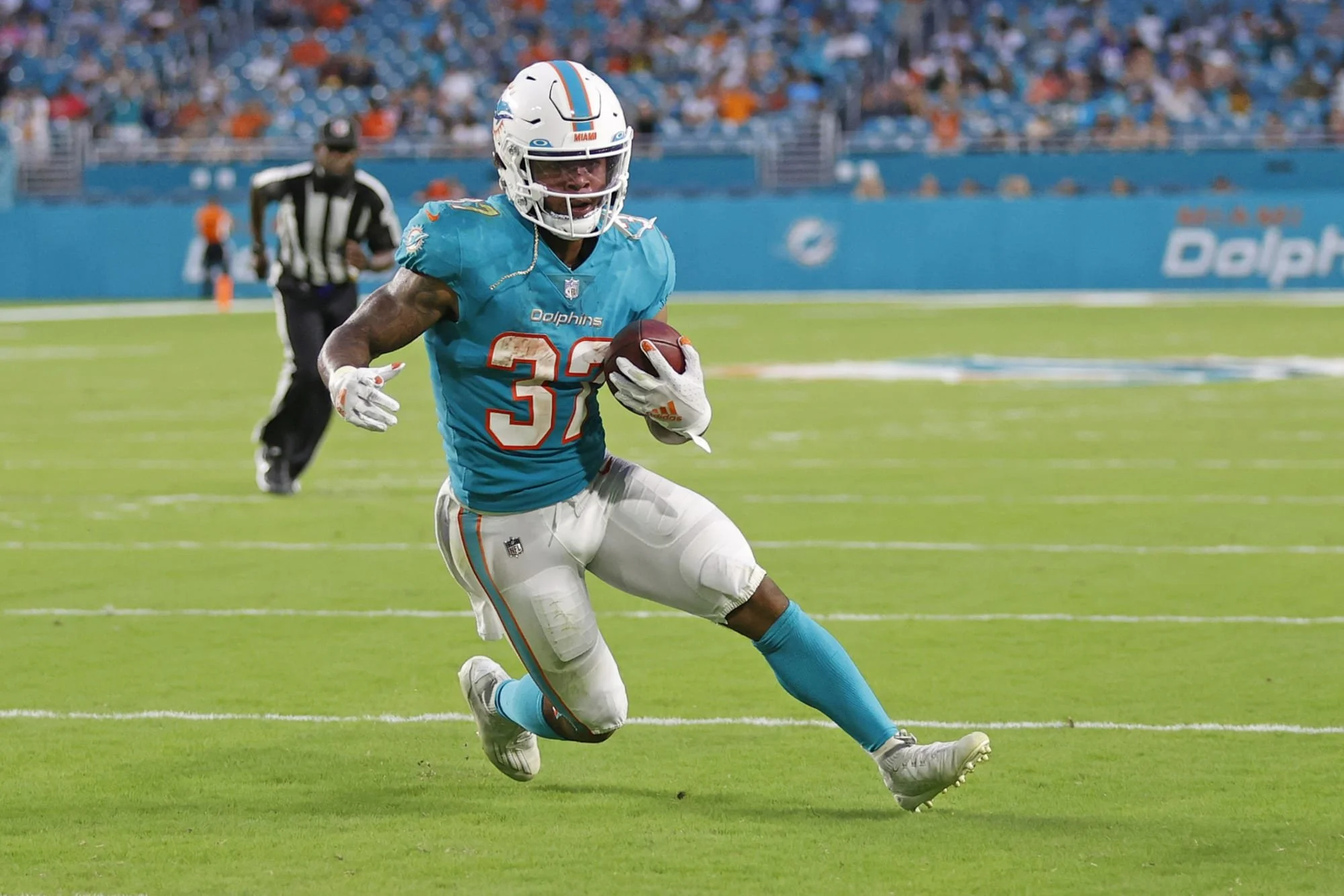 Daily Fantasy Football Best Bargains 2021: Week 11 Top DFS Values on DraftKings and Fanduel