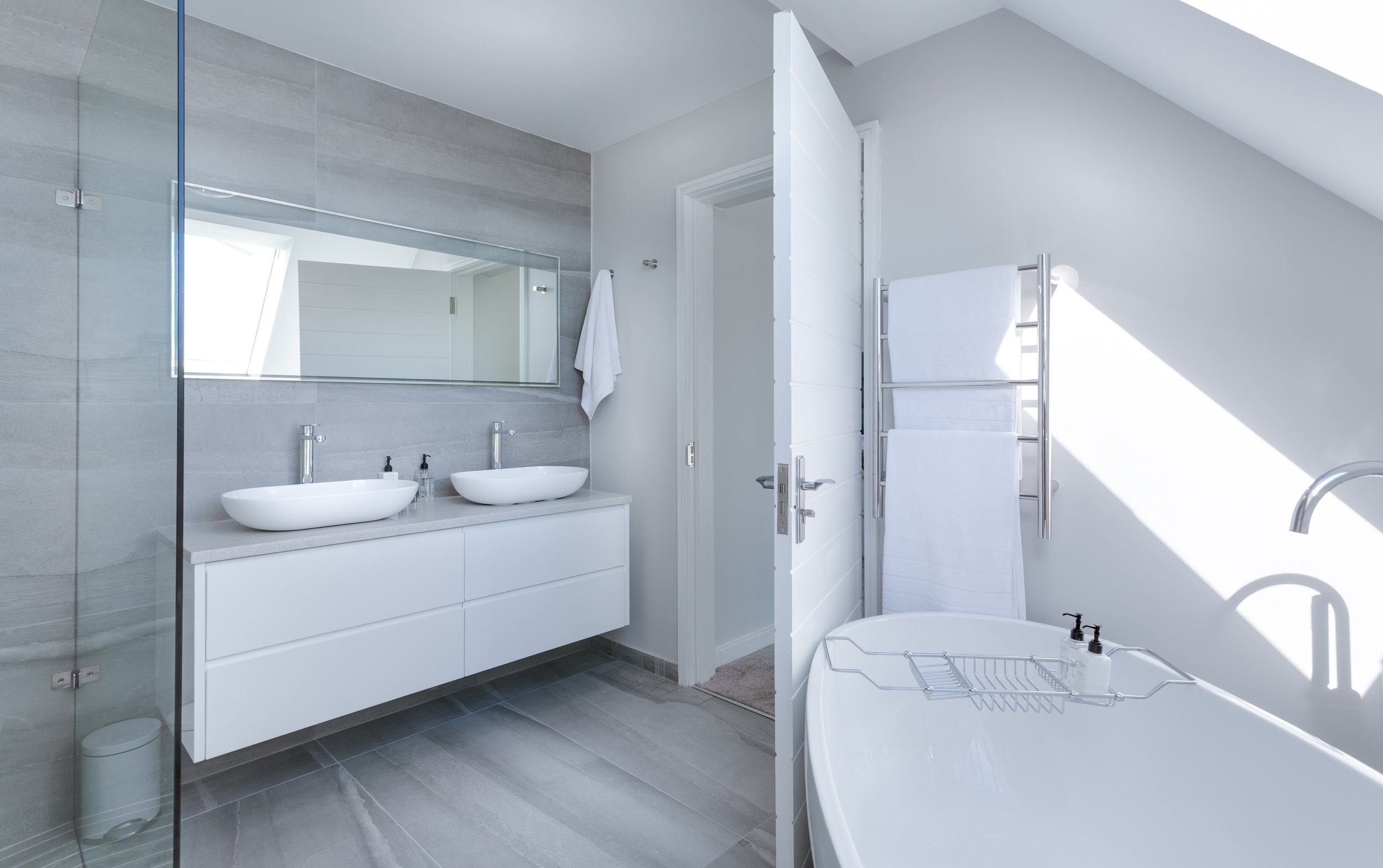 architecture-bath-bathroom-1454804.jpg