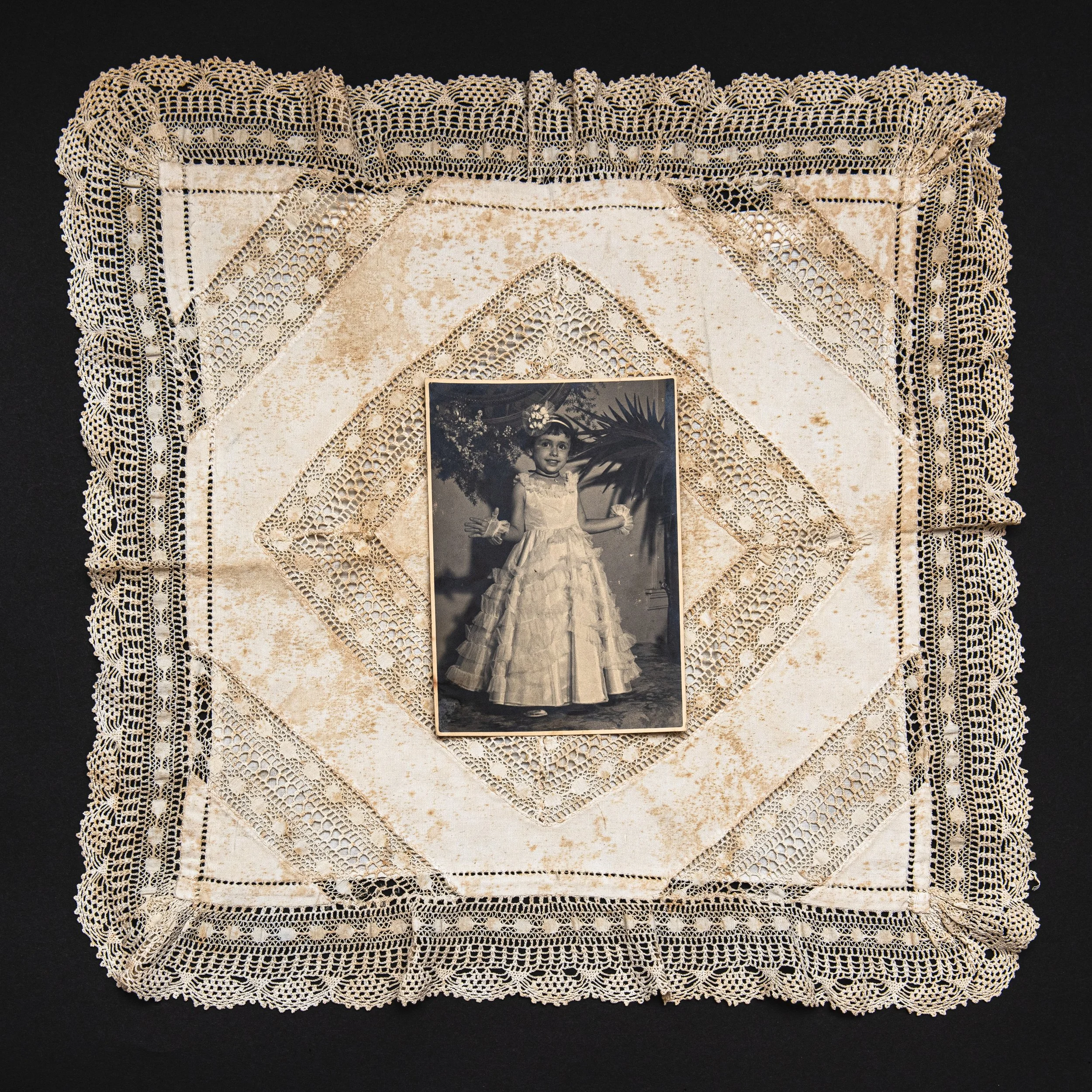 flower girl -4409-2 copy.jpg