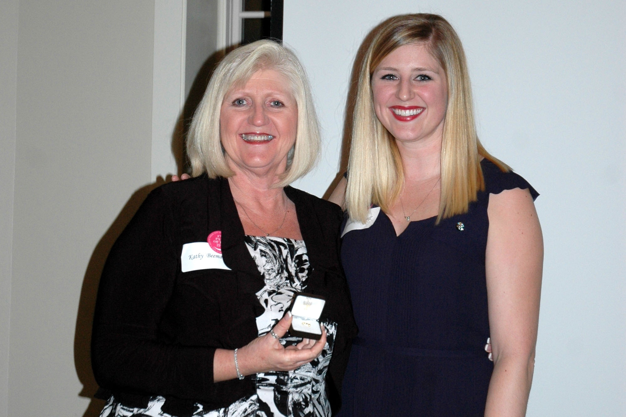 IIKE Award: Kathy Beeman with daughter Lauren Beeman Harwell