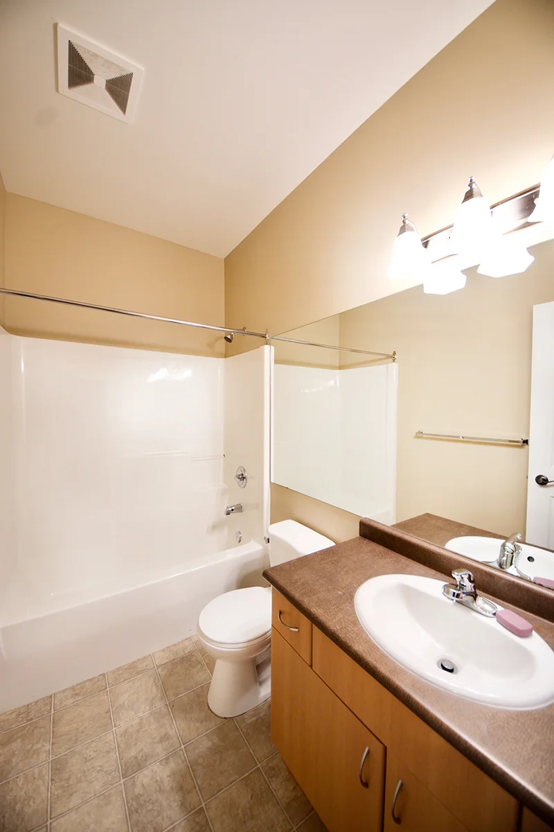 10_bath-b.jpg