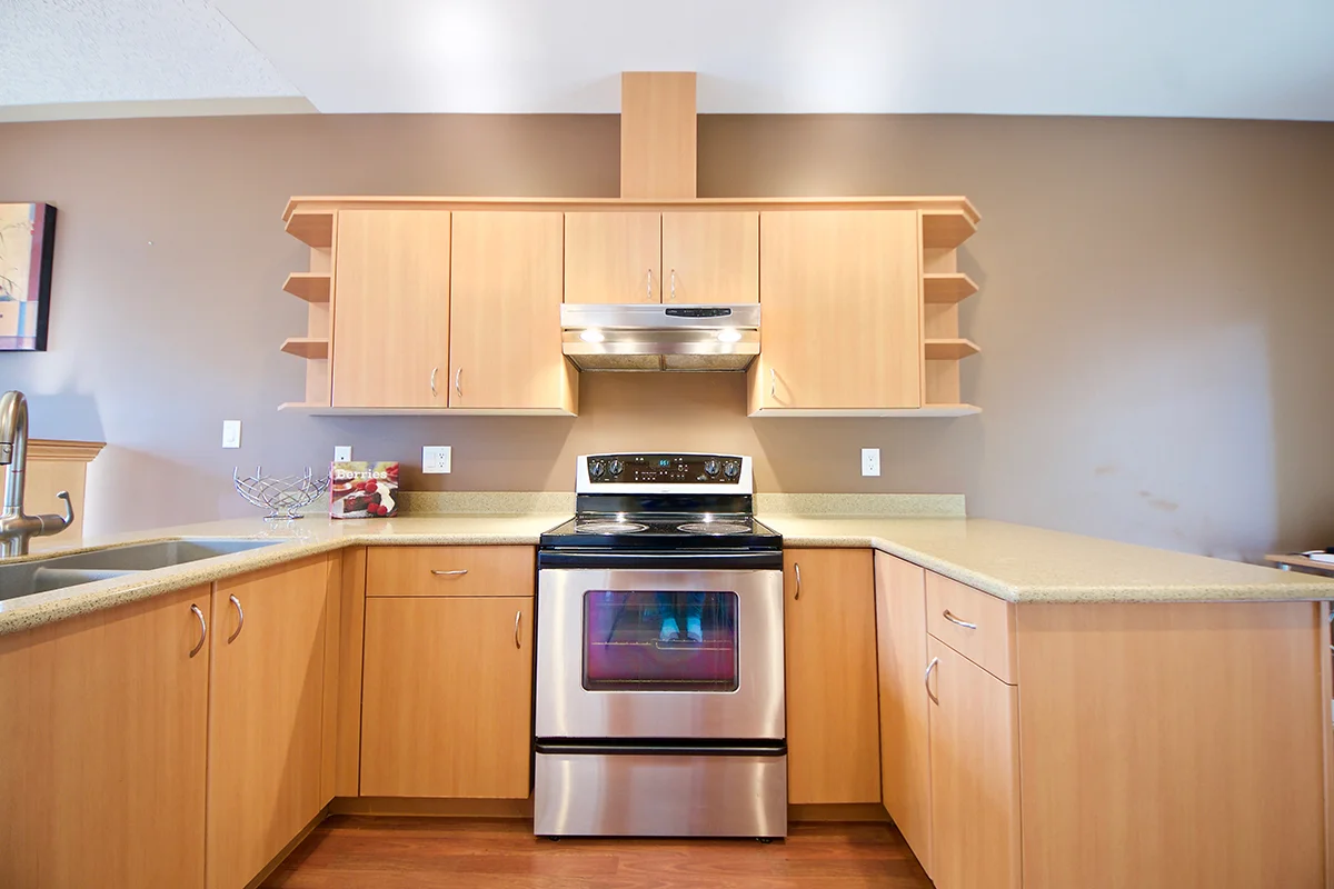 11_kitchen-1.jpg