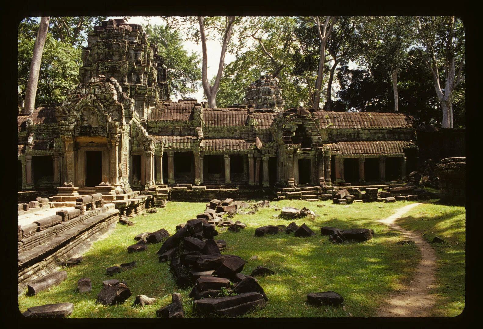 Angkor, Cambodia 2004