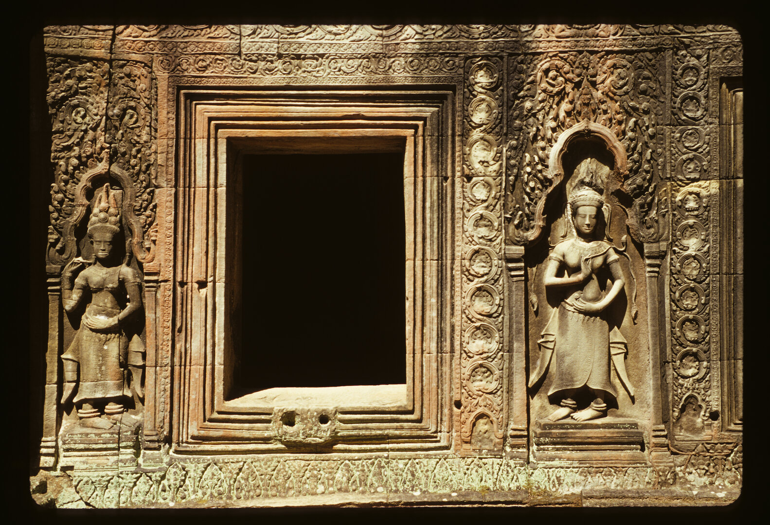 Angkor, Cambodia 2004