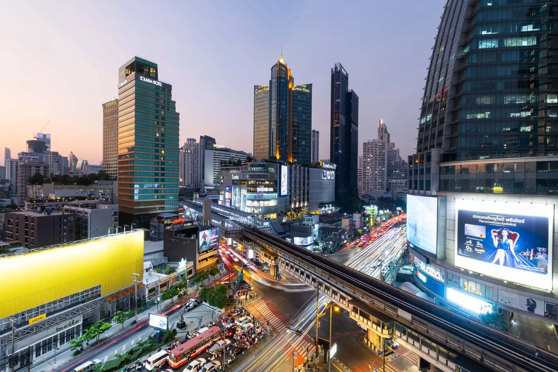 NEIL0235_Bangkok_250211_Neil Stoddart.jpg