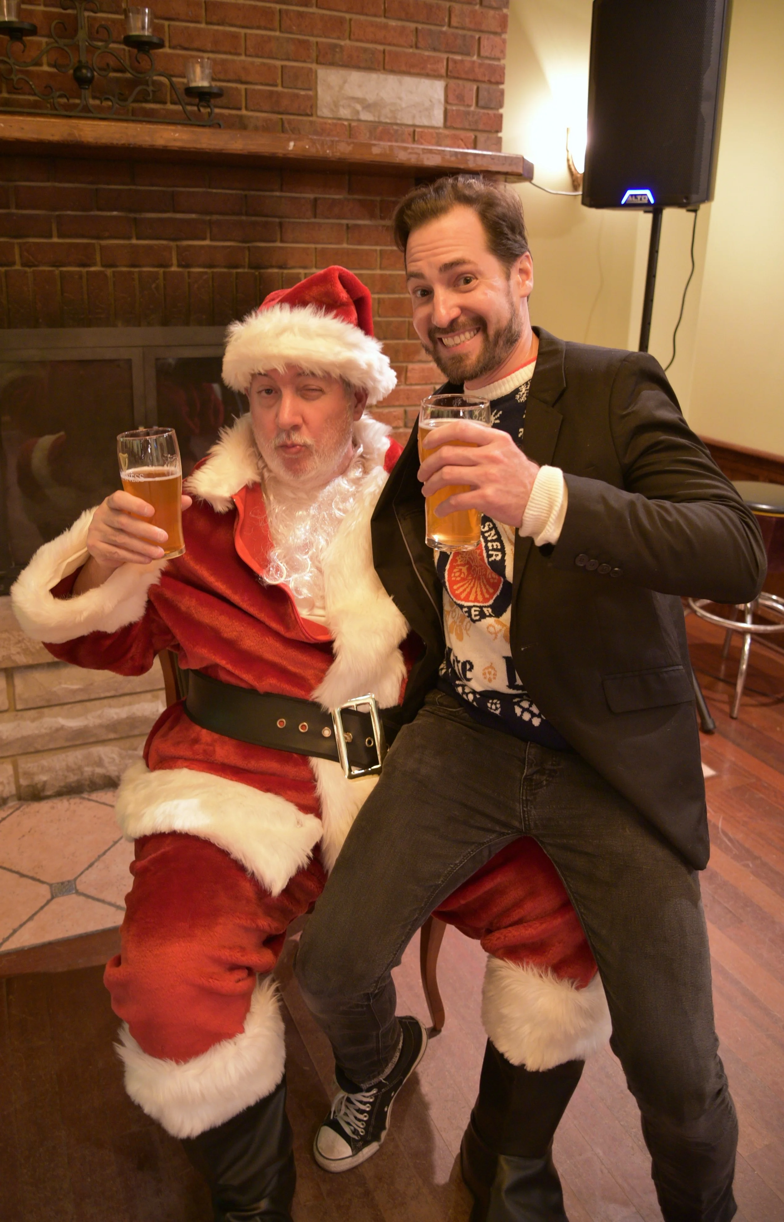 Audience members got to take photos with Drunk Santa during the intermission of Ghostlight Ensemble’s  fifth Holiday Cabernet , held on Dec. 17, 2023, at Mrs. Murphy &amp; Sons Irish Bistro.  (Photos by Maria Burnham)  