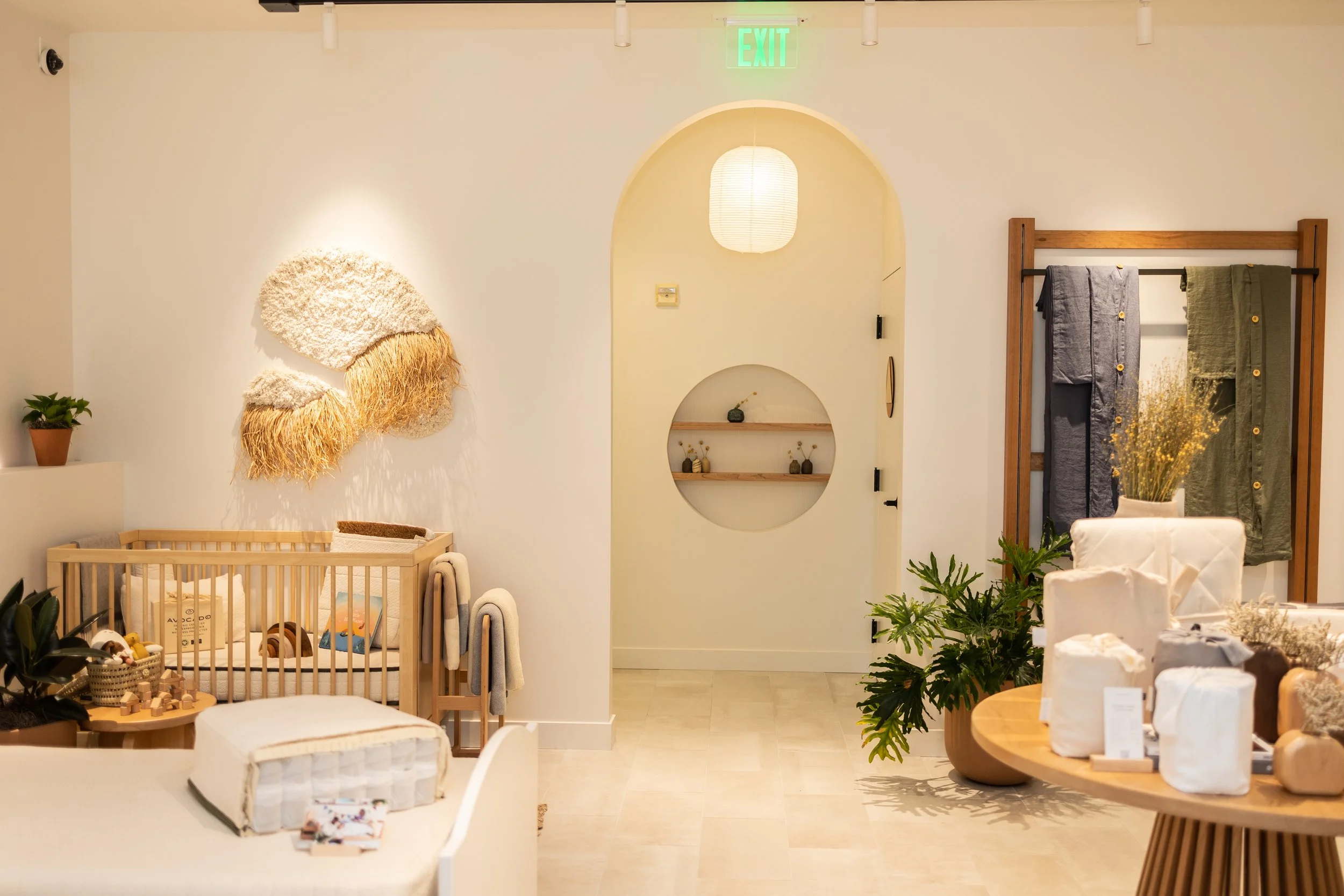 066_Avocado_Scottsdale_AZ_Opening.jpg