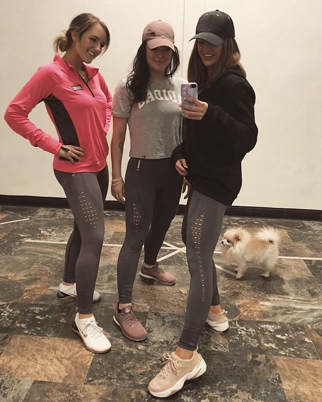 that cutie pie on the left there is the one I hold responsible for my #gymshark habit - &amp; many of my clients now too😉 ..if only we organized a group photo LOL #thankubailey
#JessicaRoscoeFIT #fafi