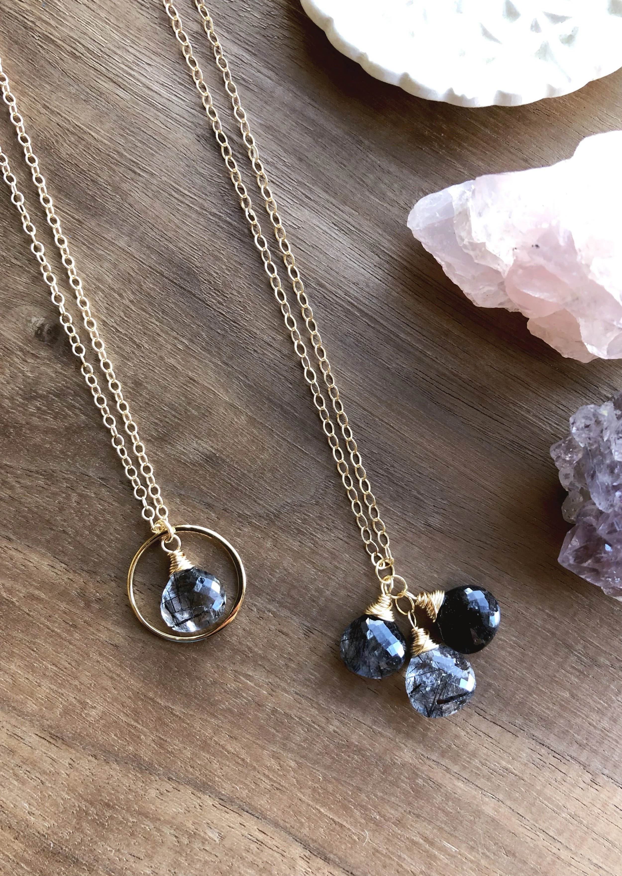 Sarita Necklace - circle pendant