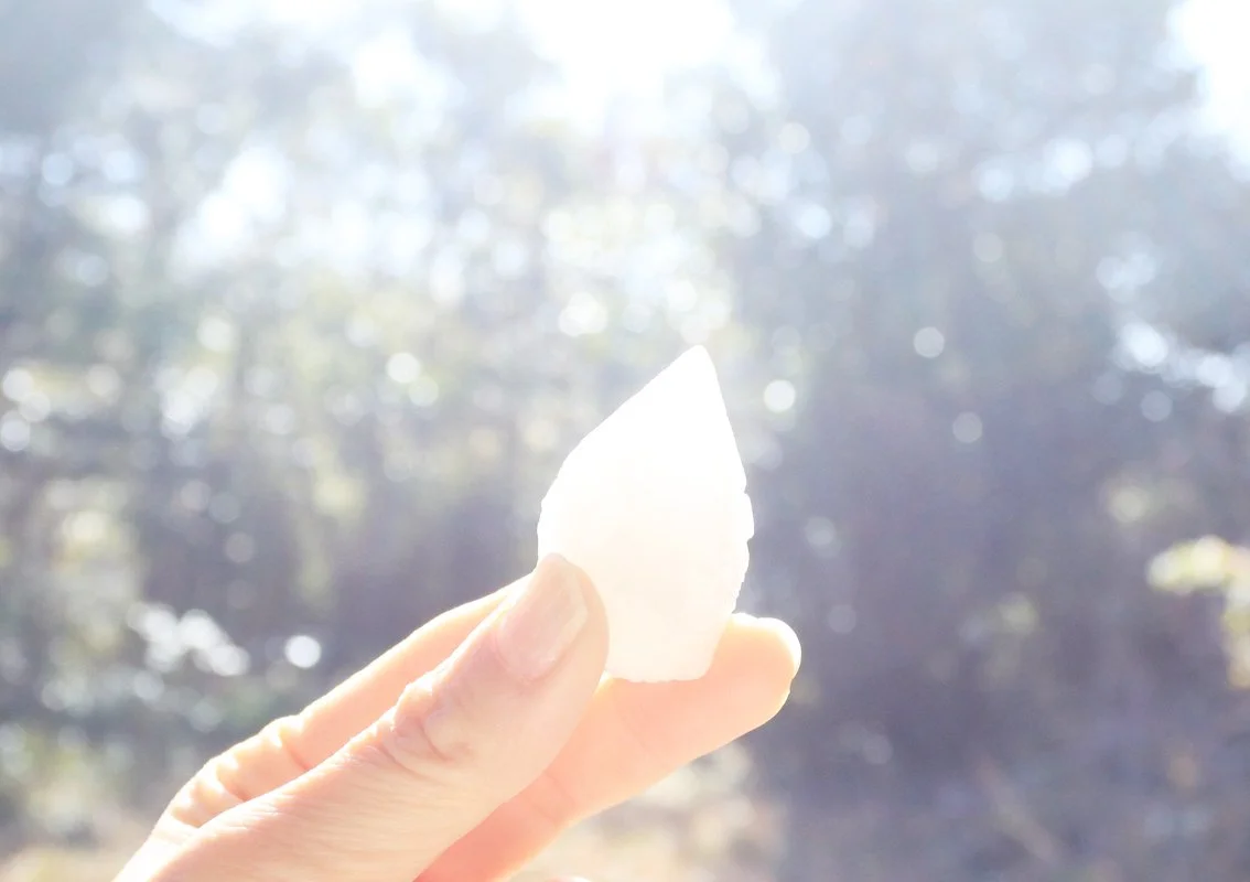 Online Storeのお知らせ

本日のインスタライブを
見てくださったみなさん

ライブのなかで
一緒にメディテーションを
してくださったみなさん

ありがとうございました✨✨

2026年
はじめてのオンランストア

本日　1/17 21：00　OPENします！
https://www.ich-himmel.com/

先にクリスタルを
見られるようにしています☺️

※カートOPENは21:00からとなります※

.

今回は、一点ものの
繊細な波動をもつクリスタルを中心に

ターコイ