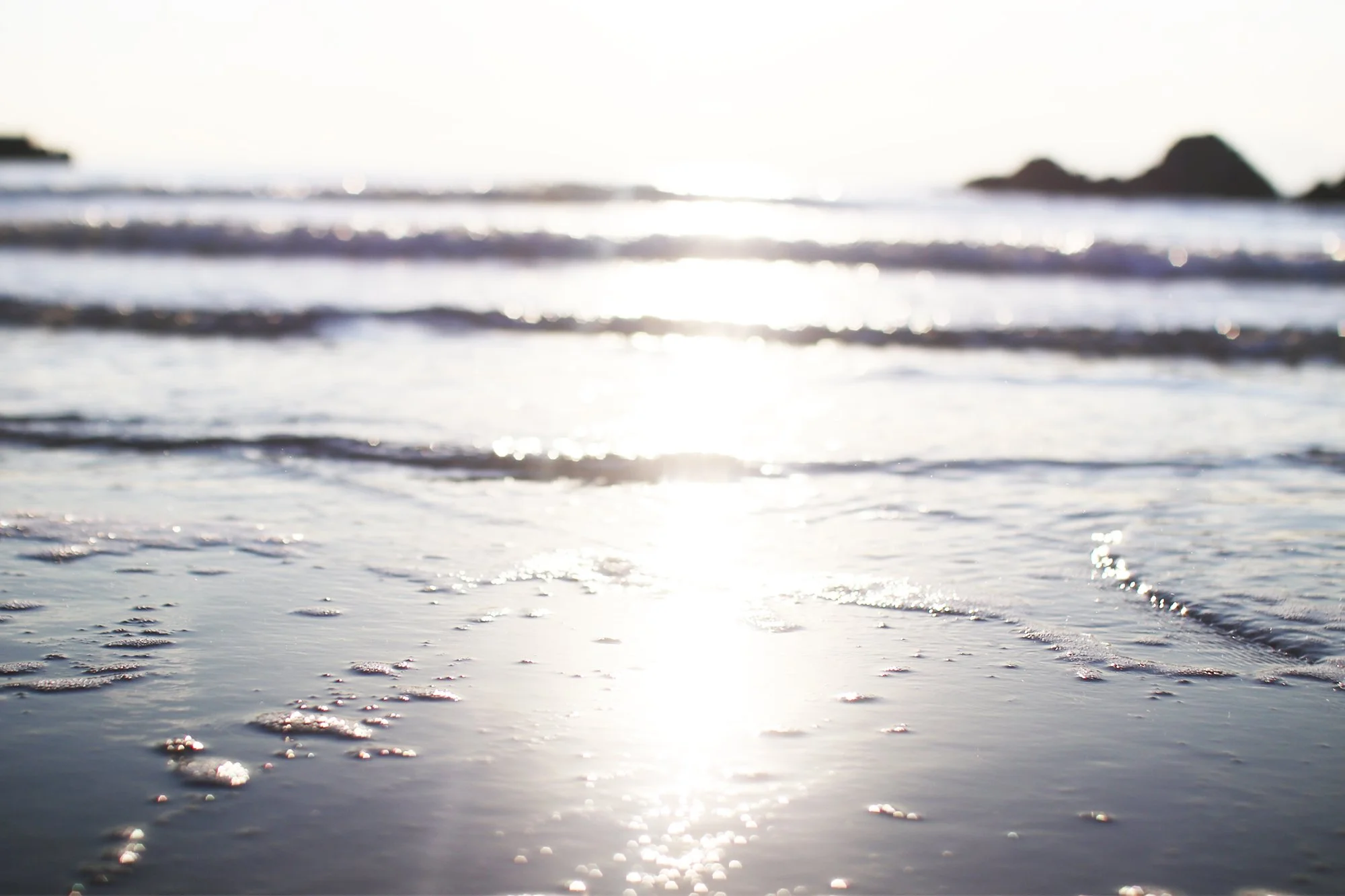 Silence, Prayer &amp; Meditation

今日は、311　の日

毎年行っていますが

今日の夜　
3/11　21:30～22:00

SIDHEと、&rsquo;ulaで
@himmel__ula__

ここ鎌倉山HIMMEL で
Silence, Prayer &amp; Meditation

30分ほどの時間ですが
静寂、祈りと瞑想の時間をつくっていきますね

インスタライブではありませんので

それぞれの場所で
みなさんの心の静けさを
それぞれのうちなる光を
