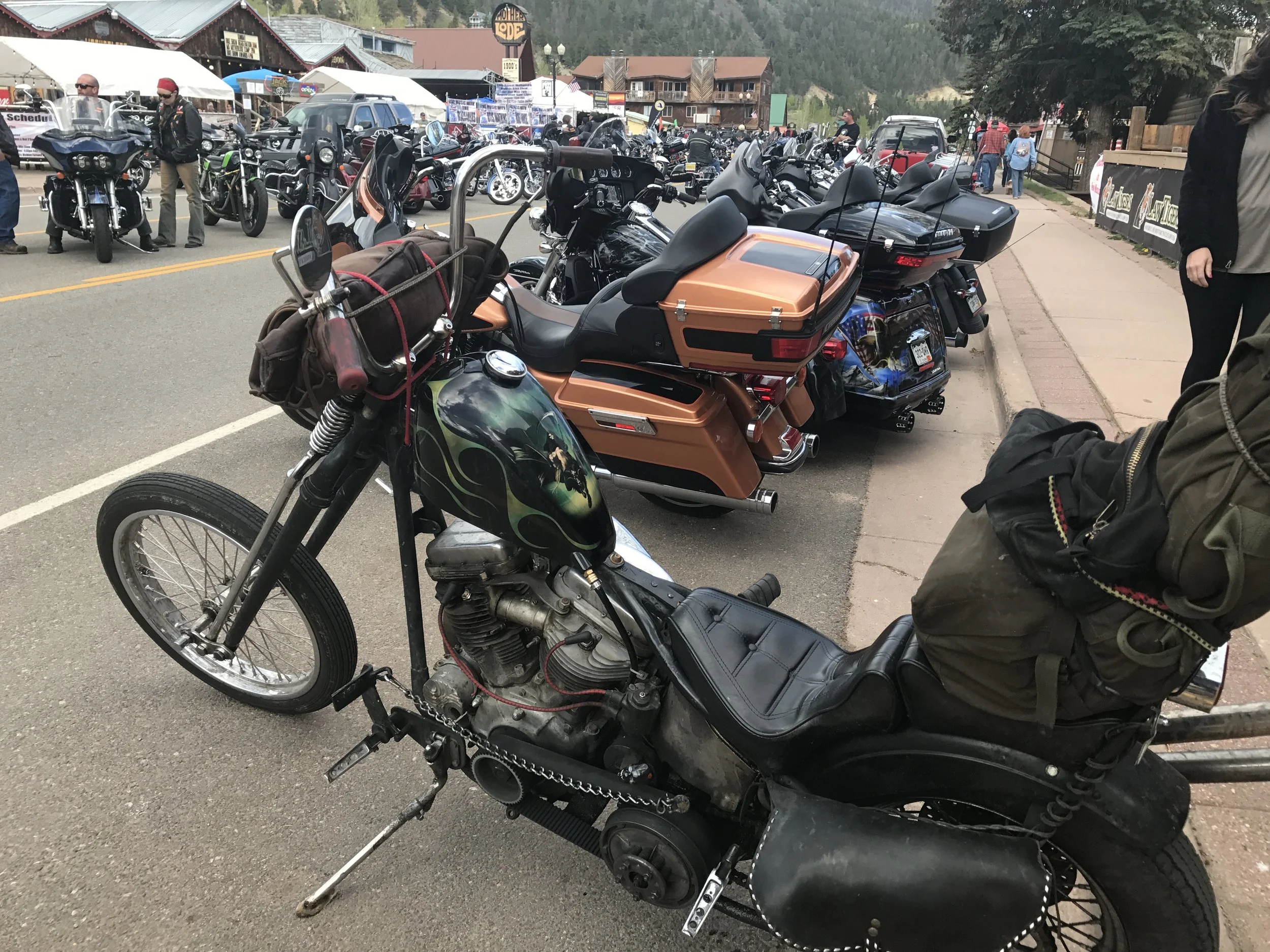 Right infront of the bull where I first pulled up. This is where I kicked this bike for abouth 30min later that night in front of a standing crowd. This picture doesn't do justice to the amount of bike in town right now.