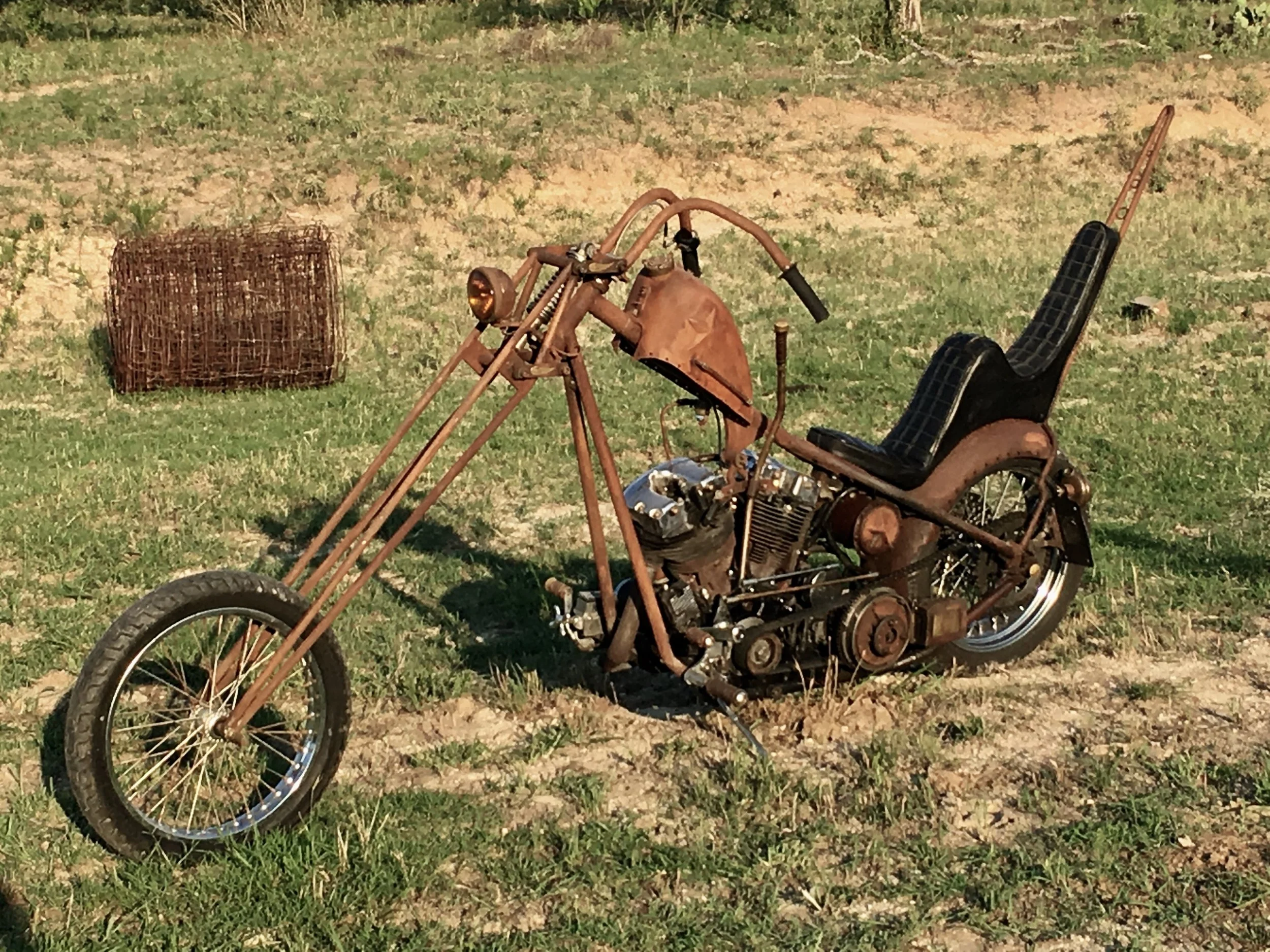 Rust Magnet Photo-4sp Mayhem