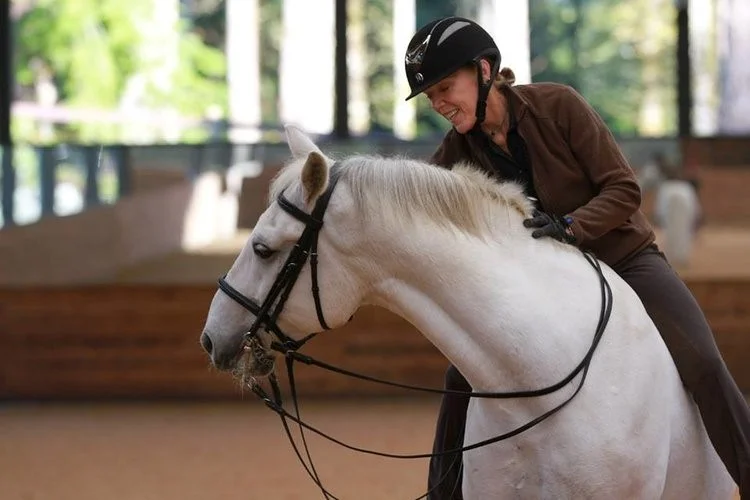 Jane Smiling bareback.jpg