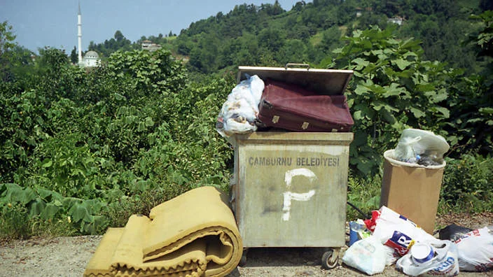 pollute1.jpg