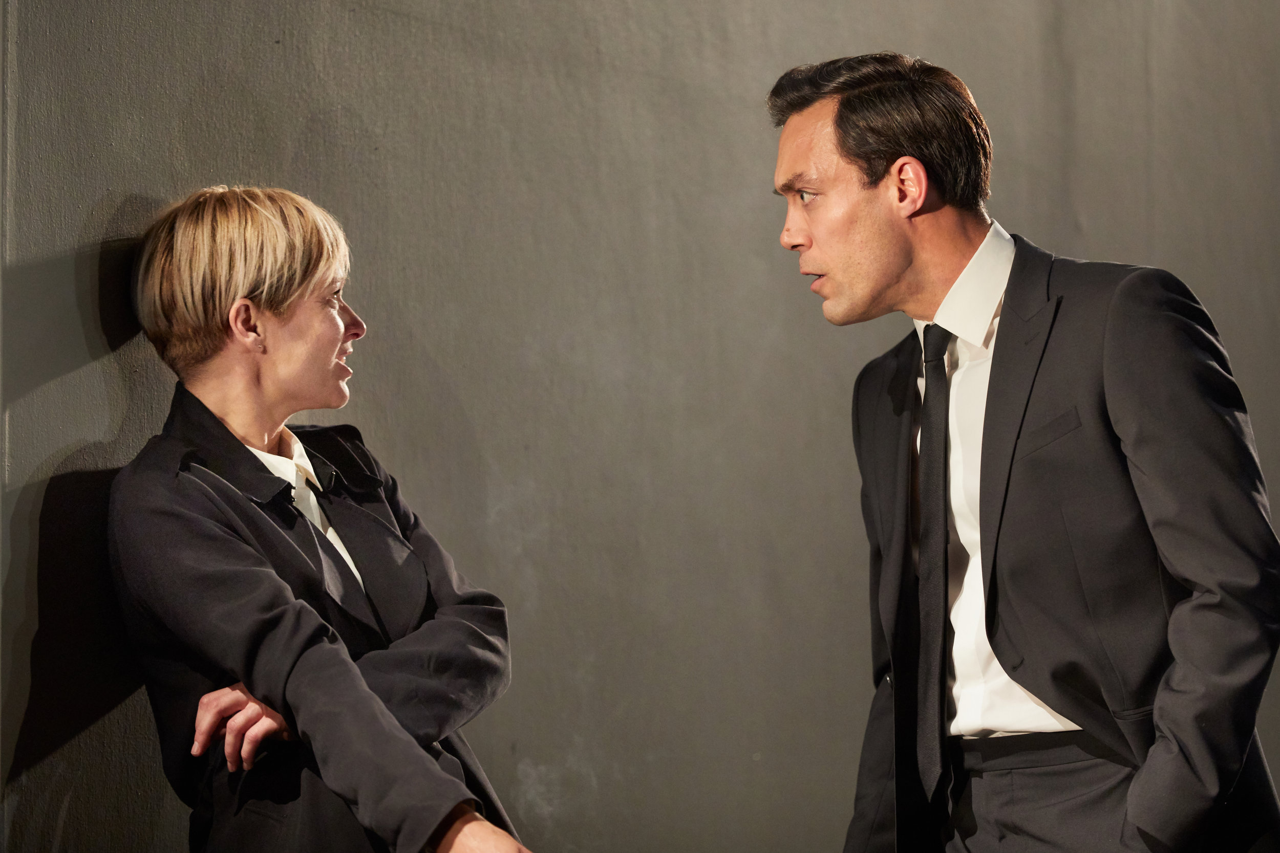 NTL 2019 I'm Not Running - Siân Brooke, Alex Hassell I'm Not Running by David Hare. Photo by Mark Douet..jpg