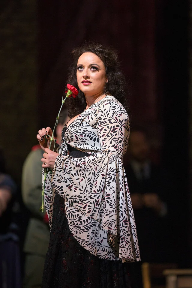 Carmen_5144s-X2.jpg