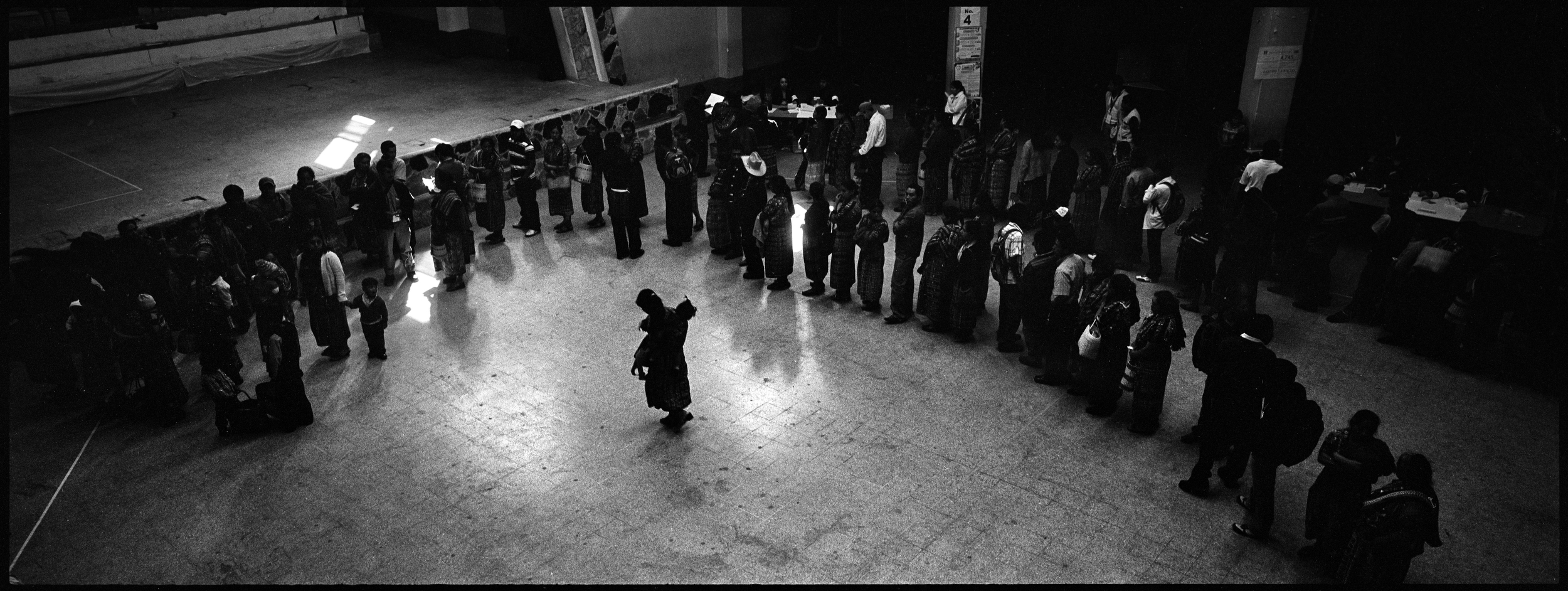  Indigenous Guatemalans line up to vote on election day in Comalapa 