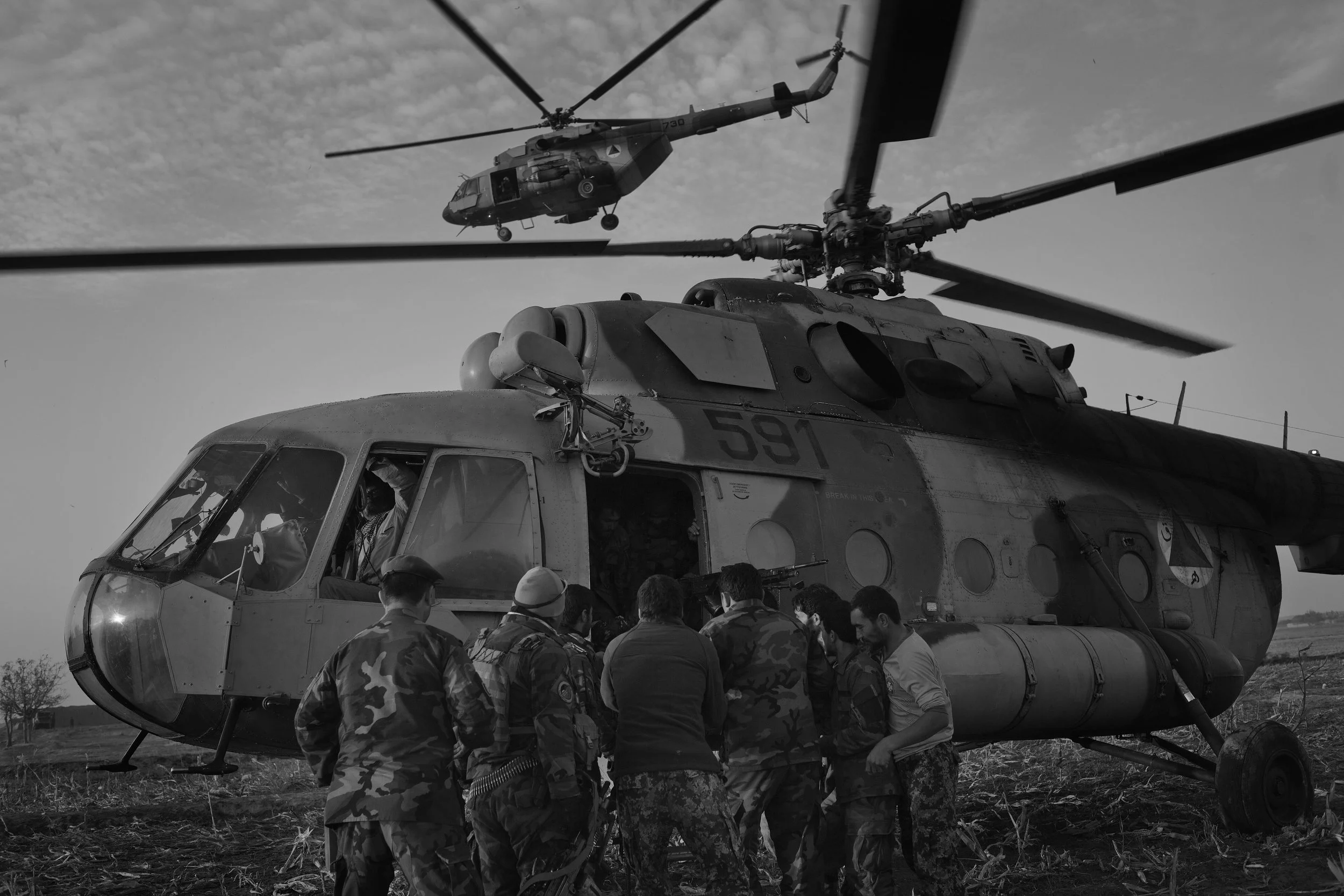  Afghan Army medevac a dead commando. 