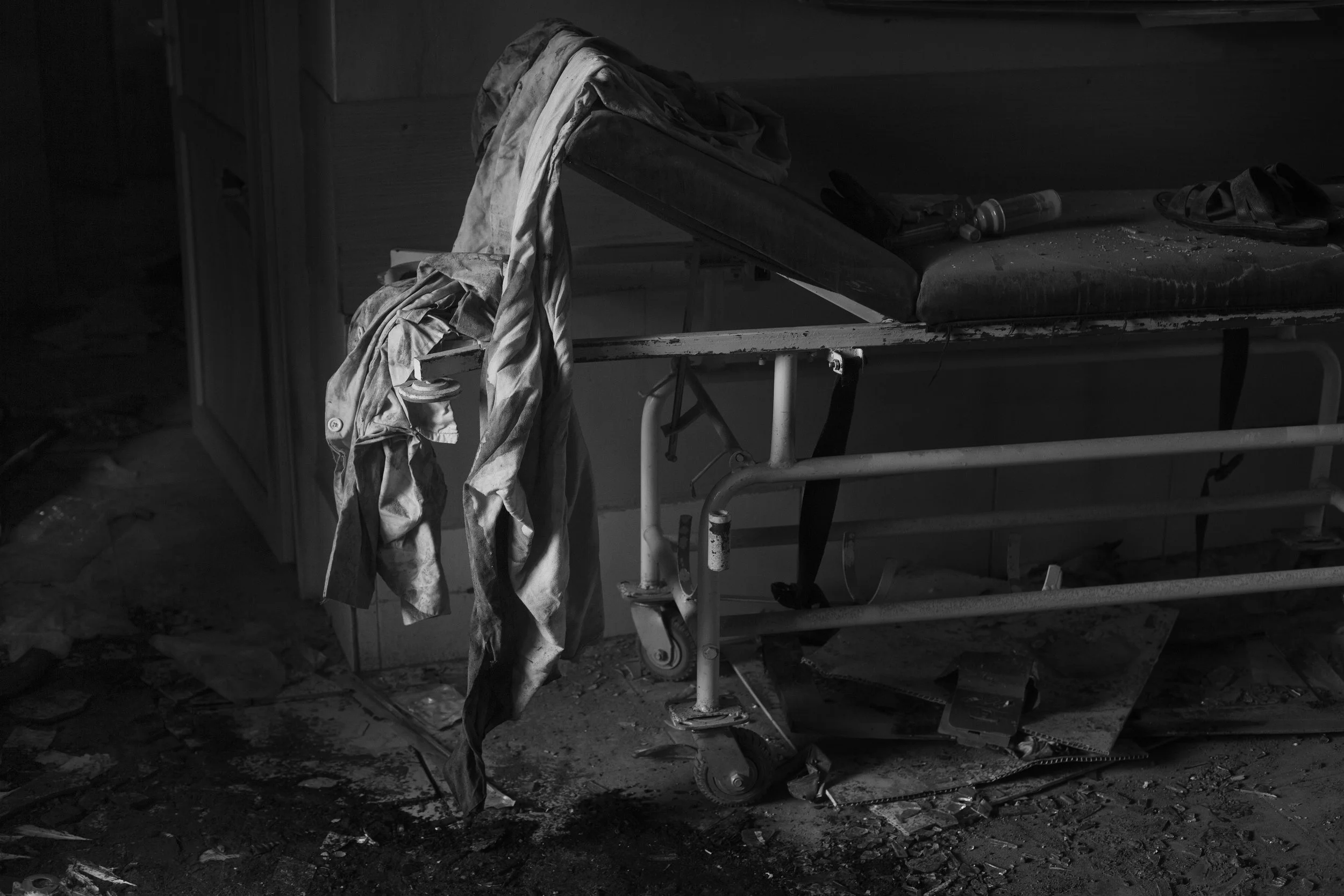  A bloodied hospital gown.&nbsp; 