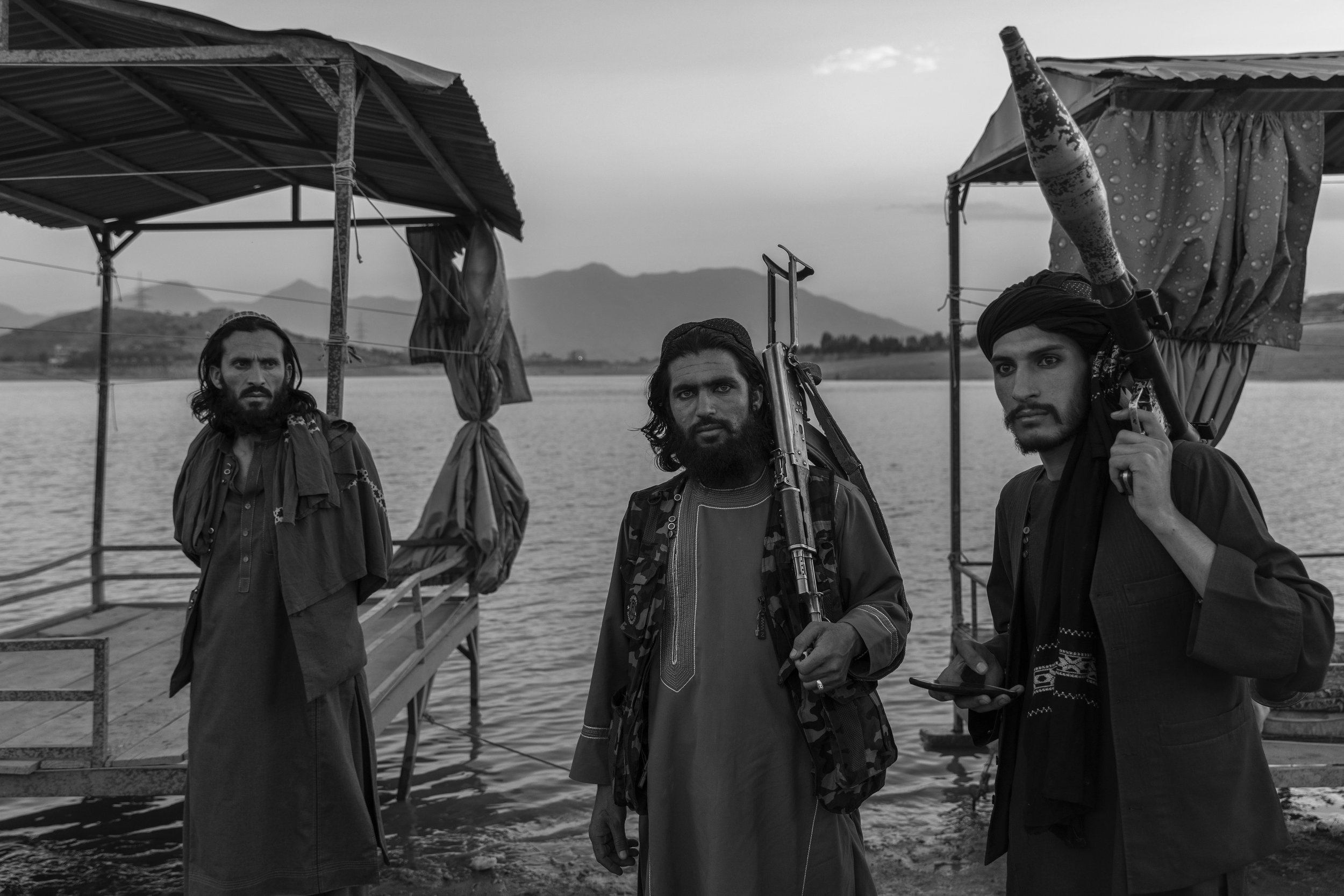  Taliban fighters relax at Qargha lake. 