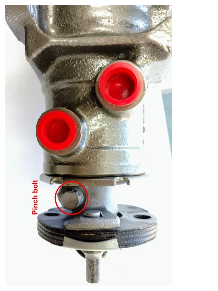 Rag Joint Pinch Bolt.jpg