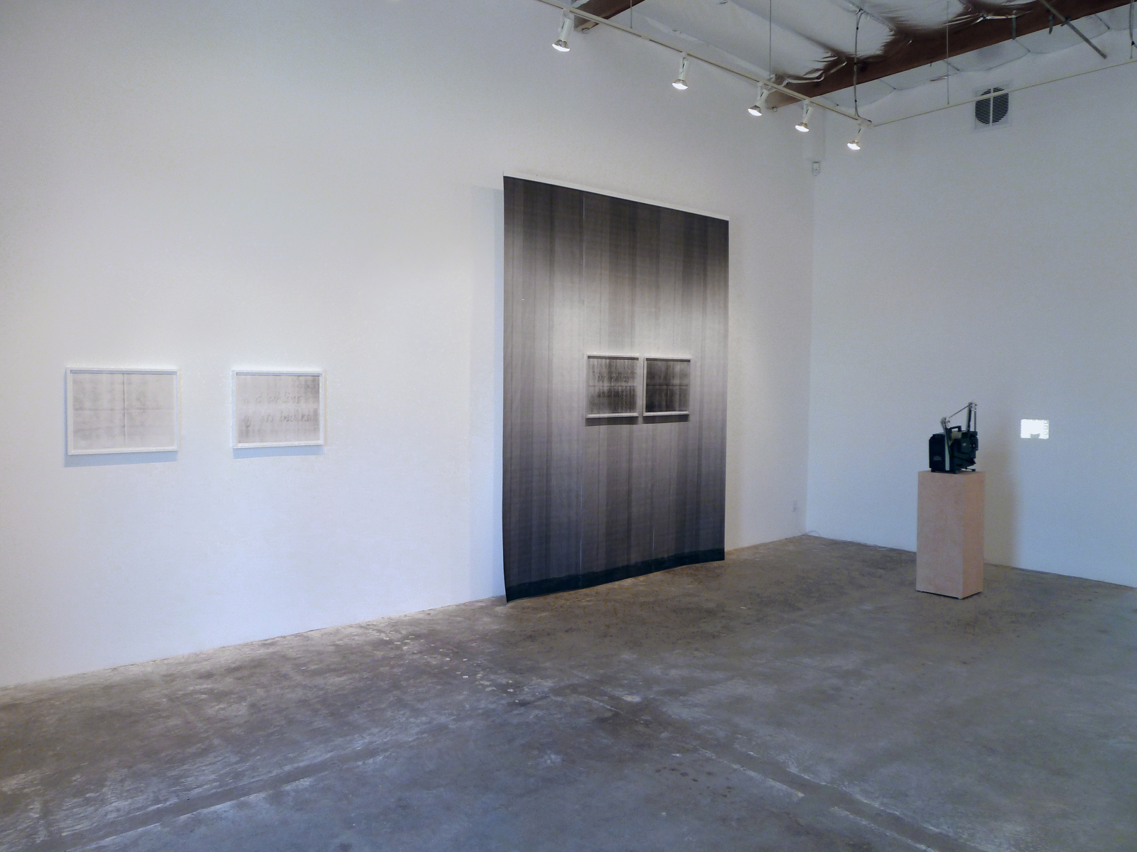  Installation view 