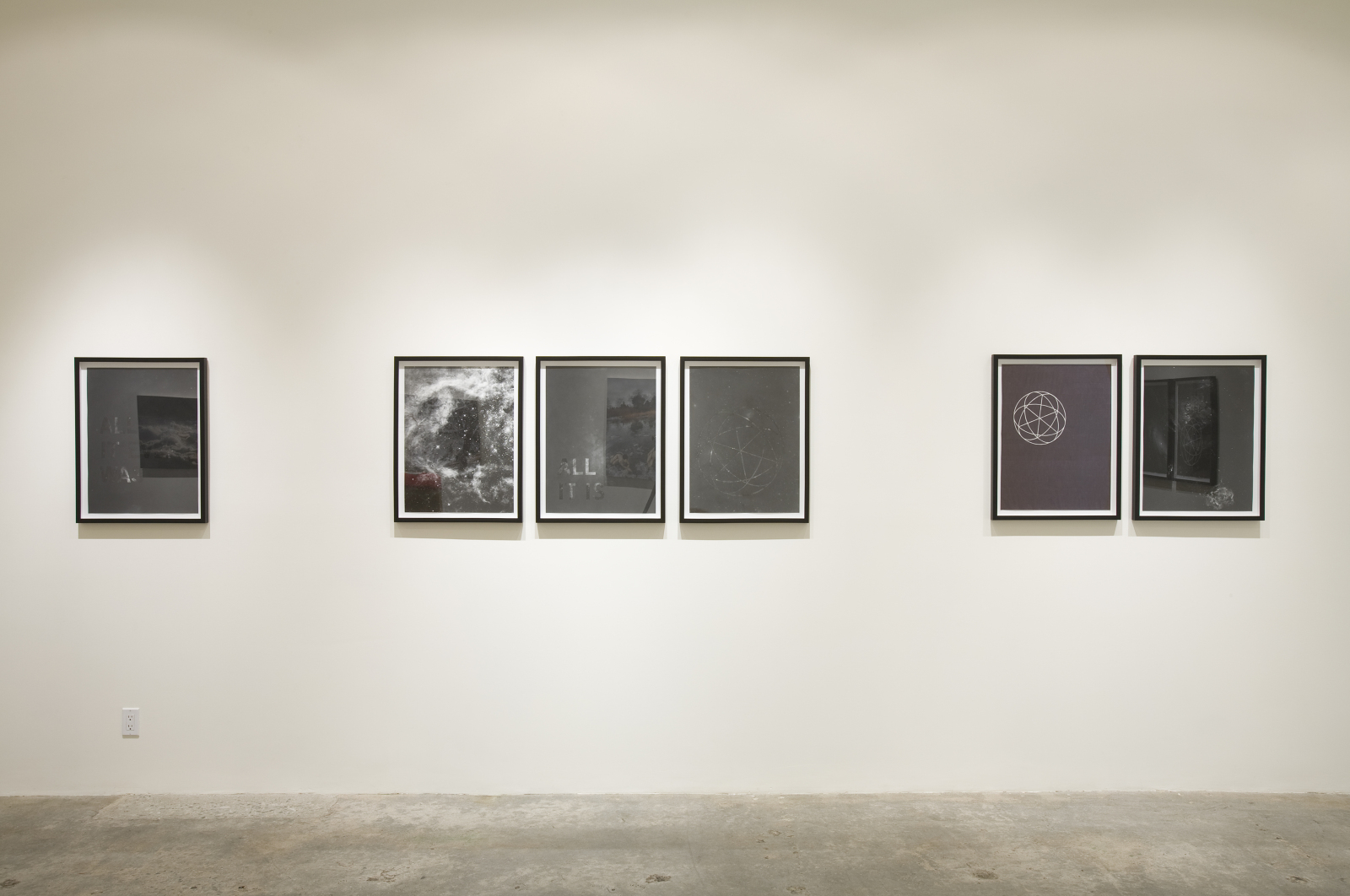  Installation view 